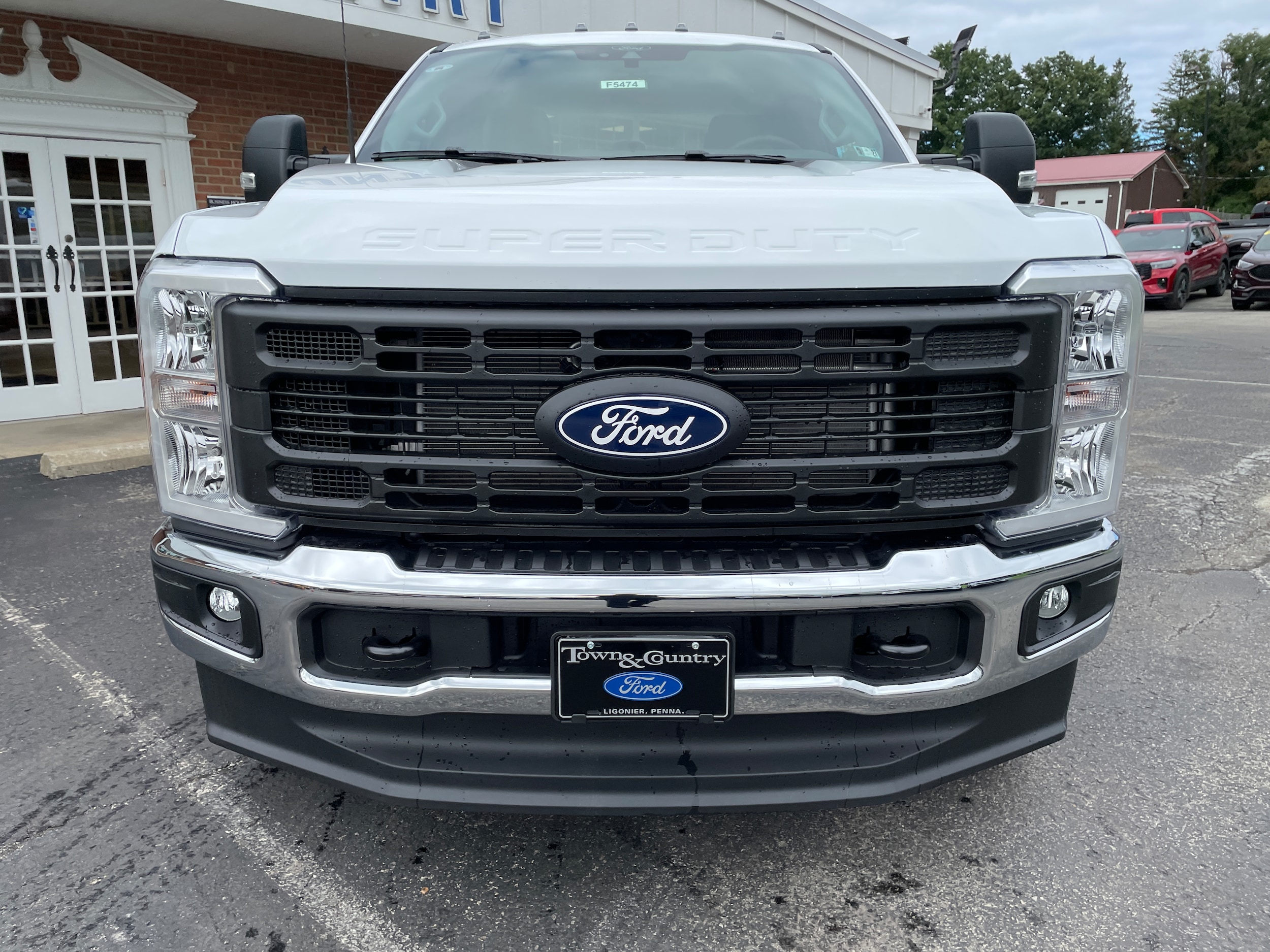 2027 Ford F-350 Pickup F-350&reg; XL Oxford White at Town & Country Ford