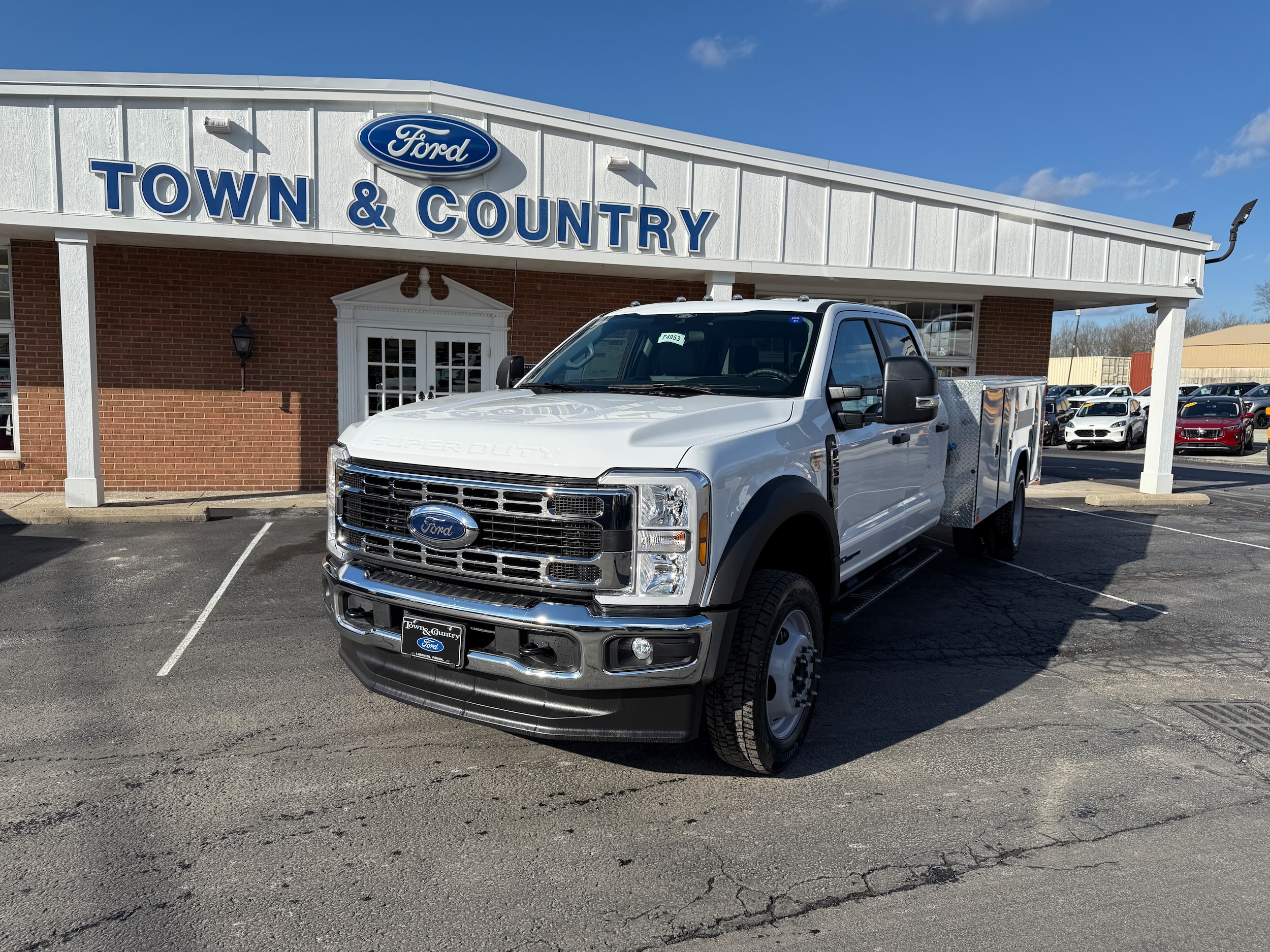 2025 Ford F-550 XL photo 2