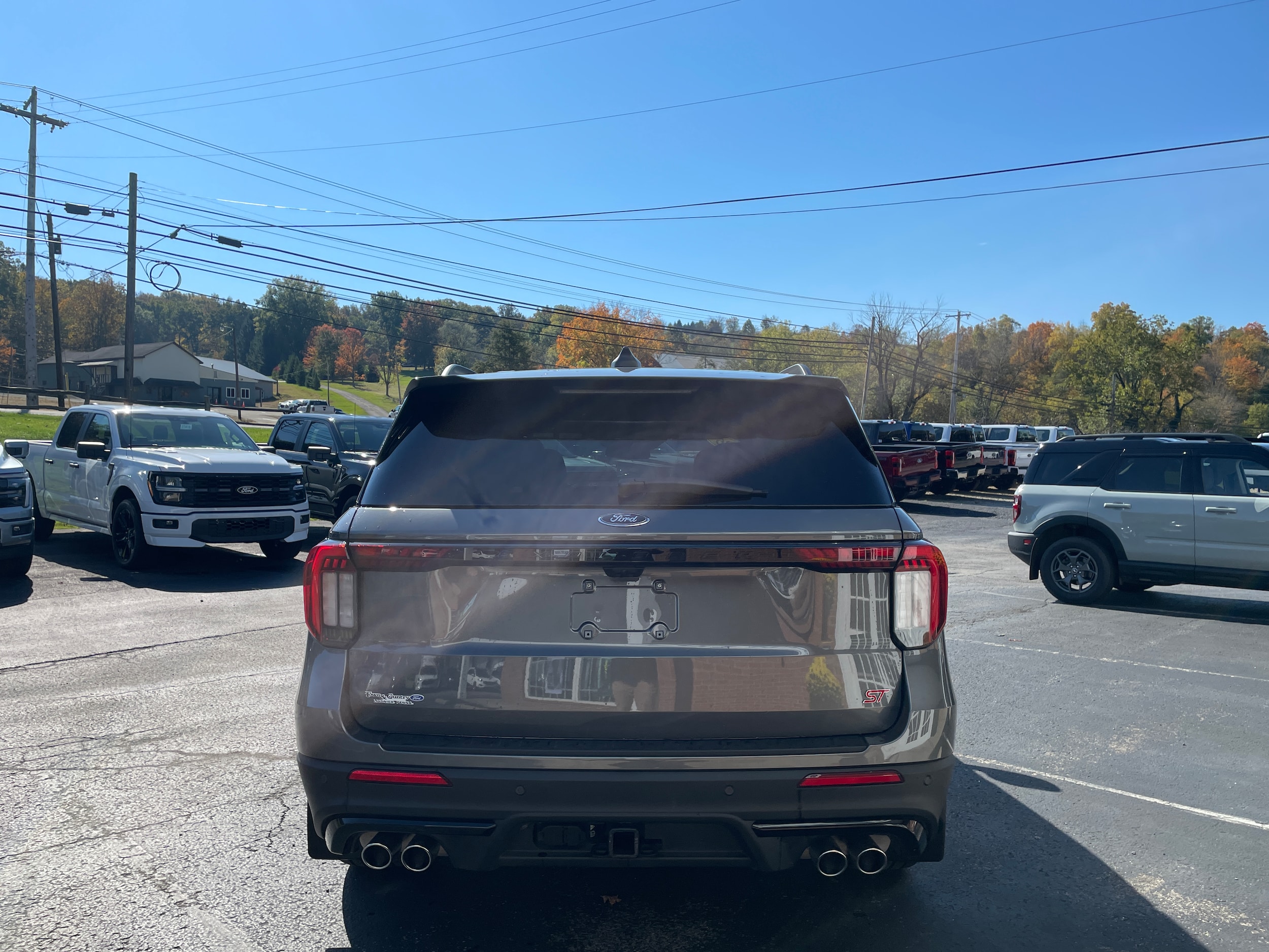 2026 Ford Explorer photo 6 of 28