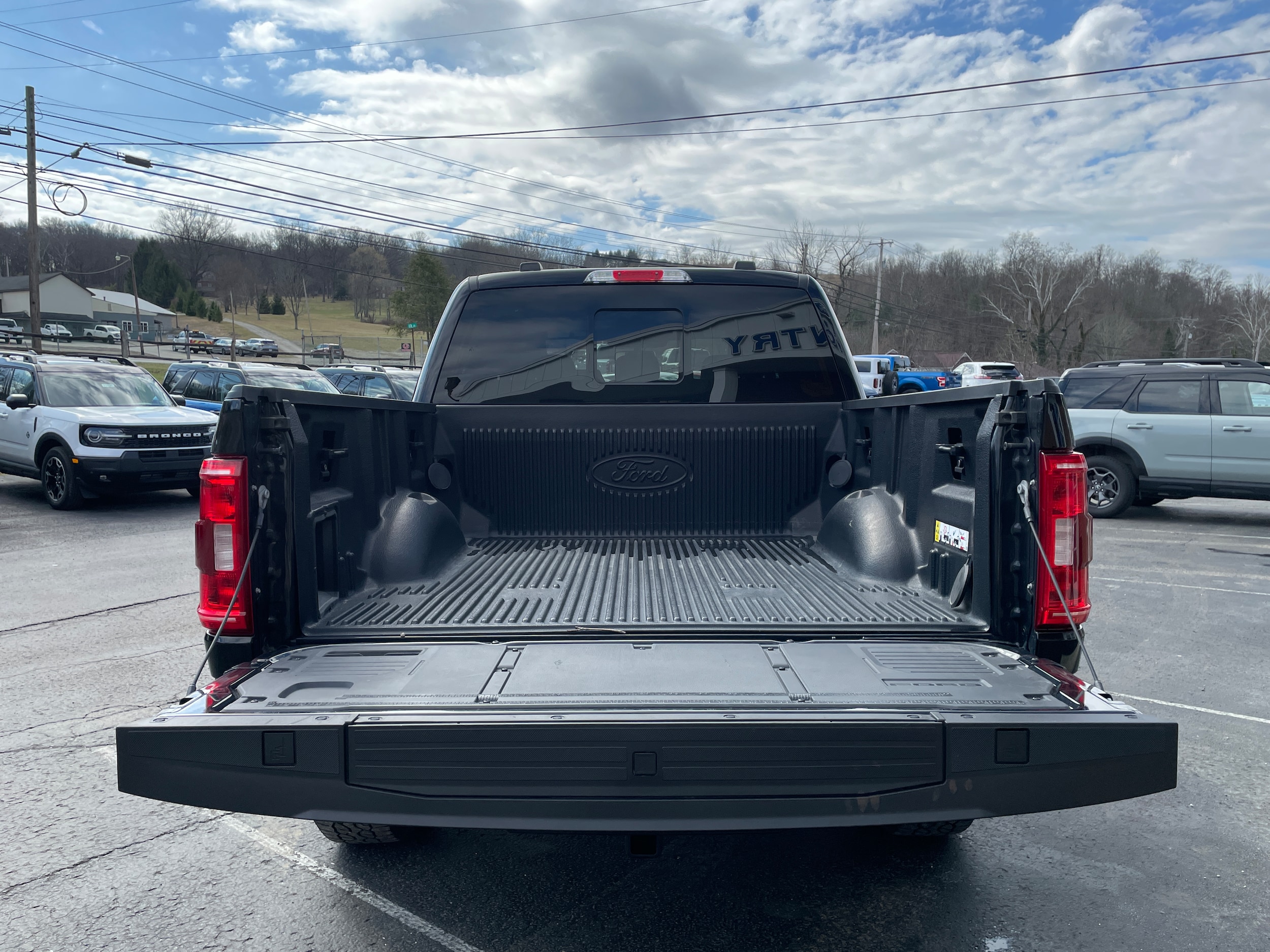2023 Ford F-150 XLT - 8