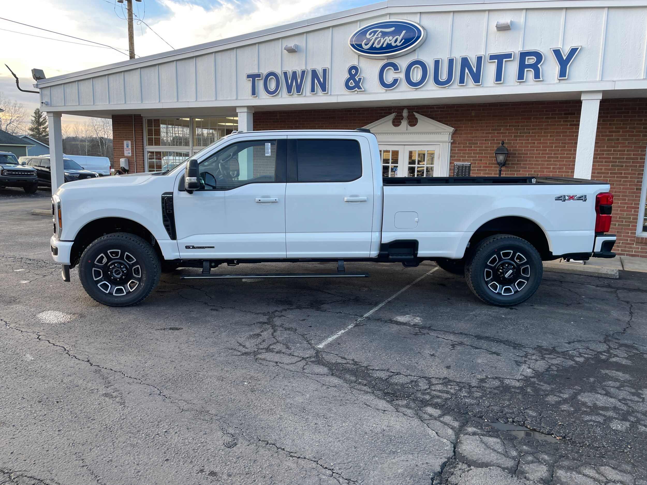 2026 Ford F-250 Pickup F-250&reg; Platinum&reg; - 1