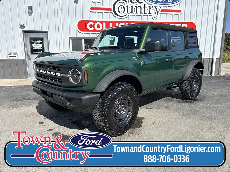 2025 Ford Bronco 4-Door Base's photo