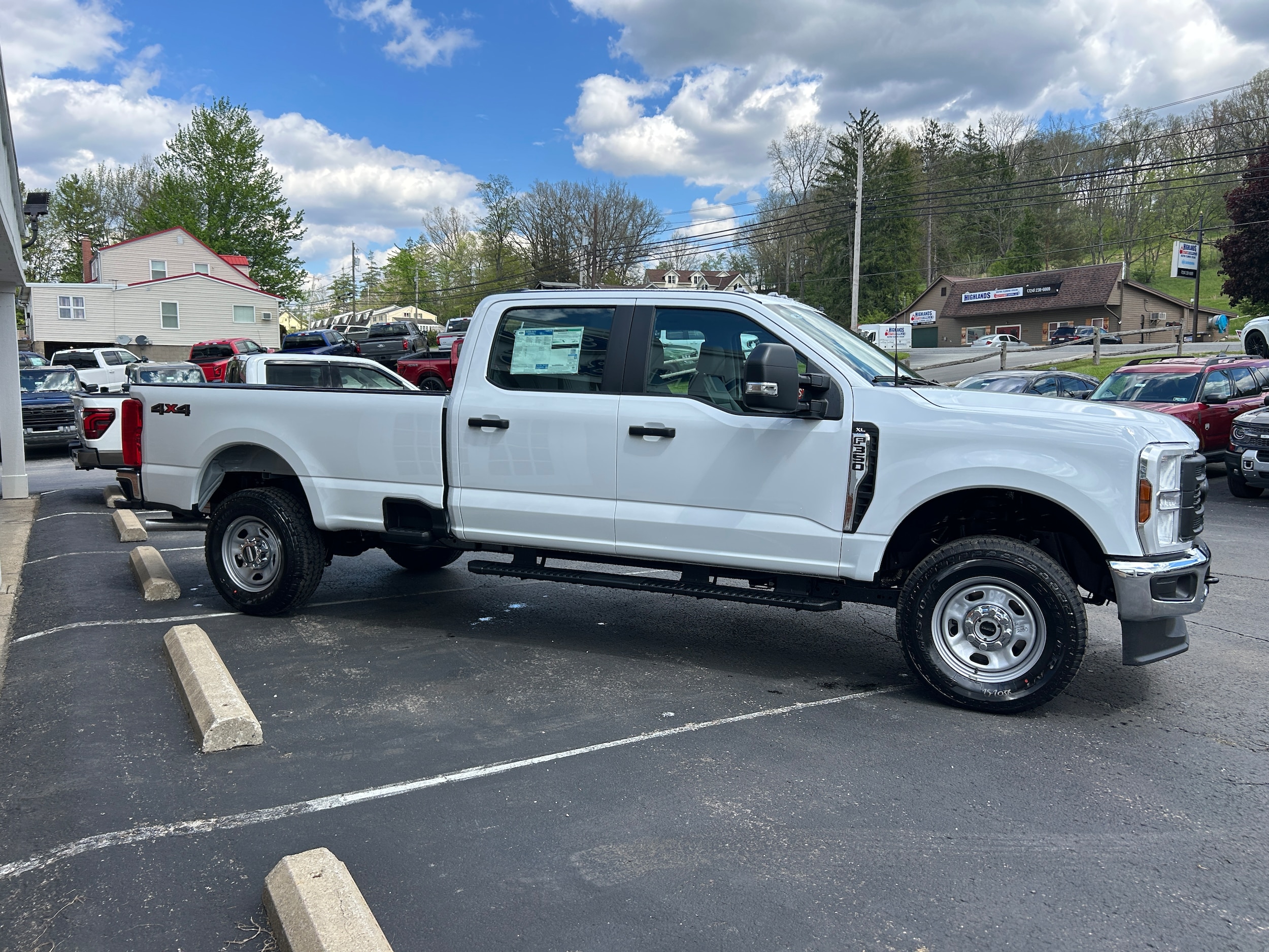 2026 Ford Super Duty F-350&reg; XL Oxford White at Town & Country Ford