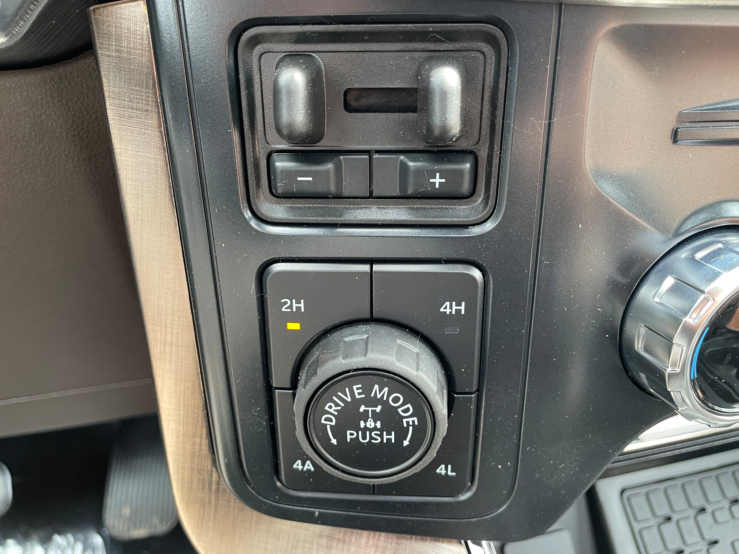 2026 Ford F-150 King Ranch&reg; Agate Black Metallic at Washington Ford
