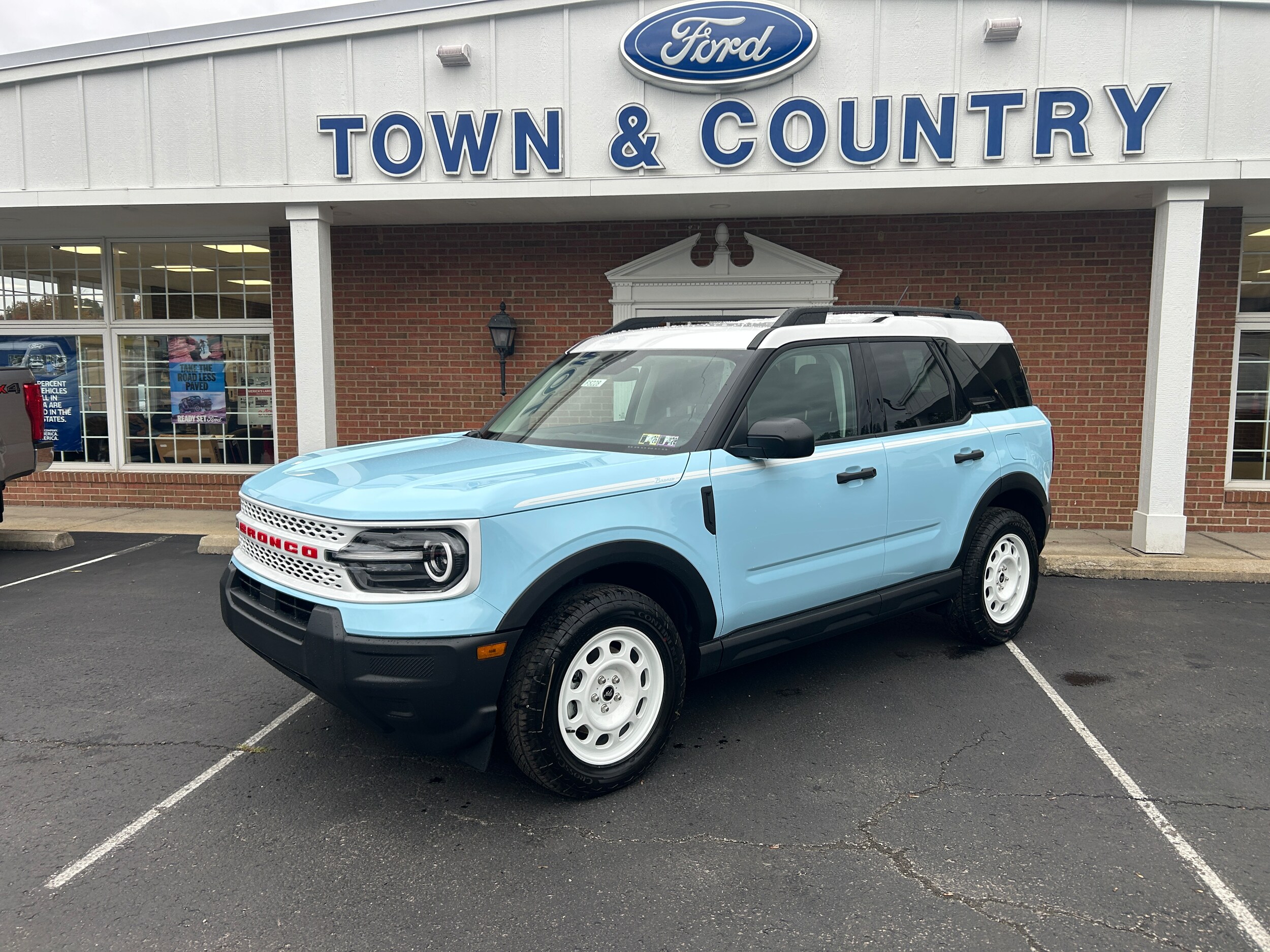 2025 Ford Bronco Sport Heritage - 8