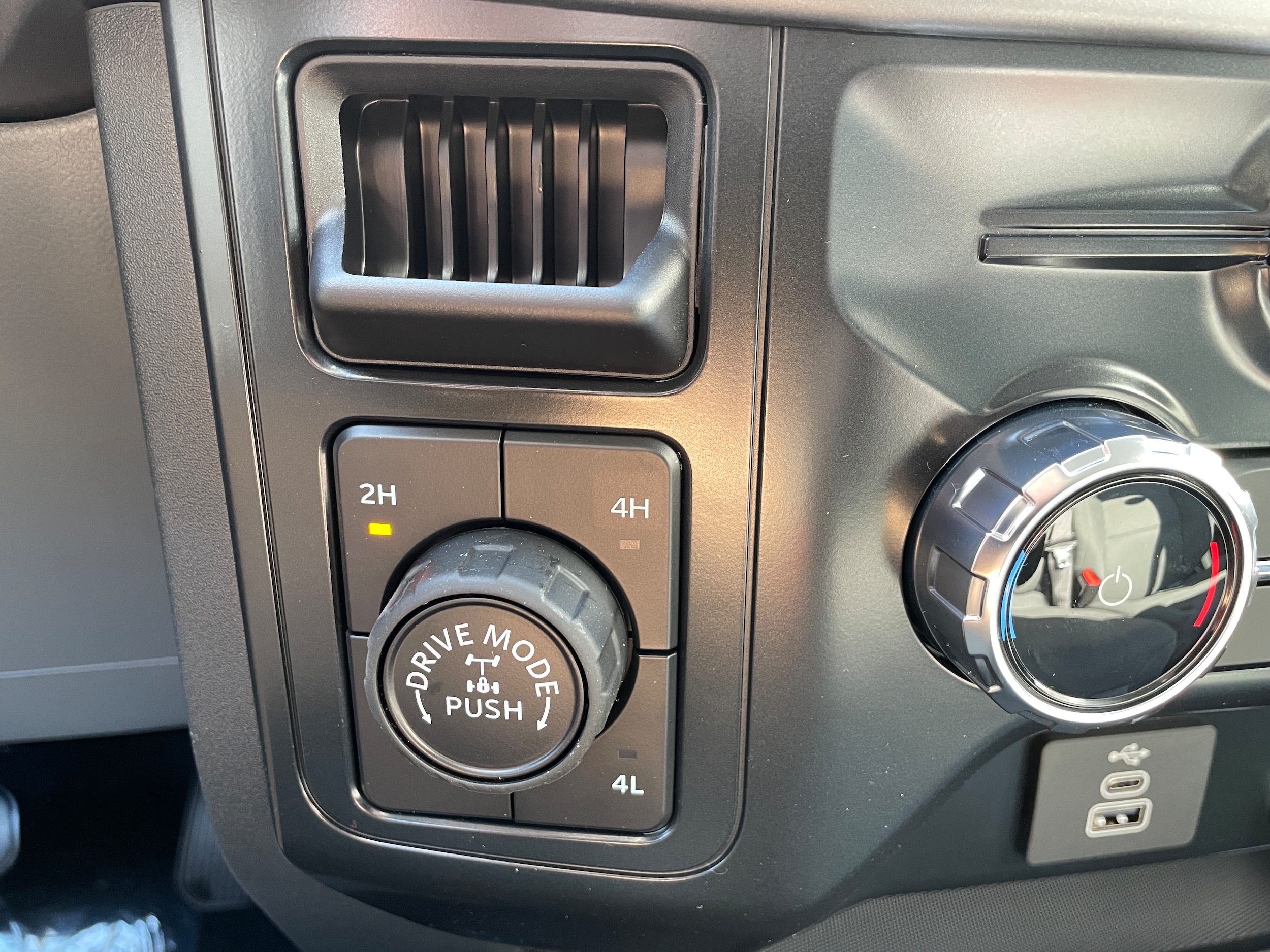2026 Ford F-150 photo 20 of 33