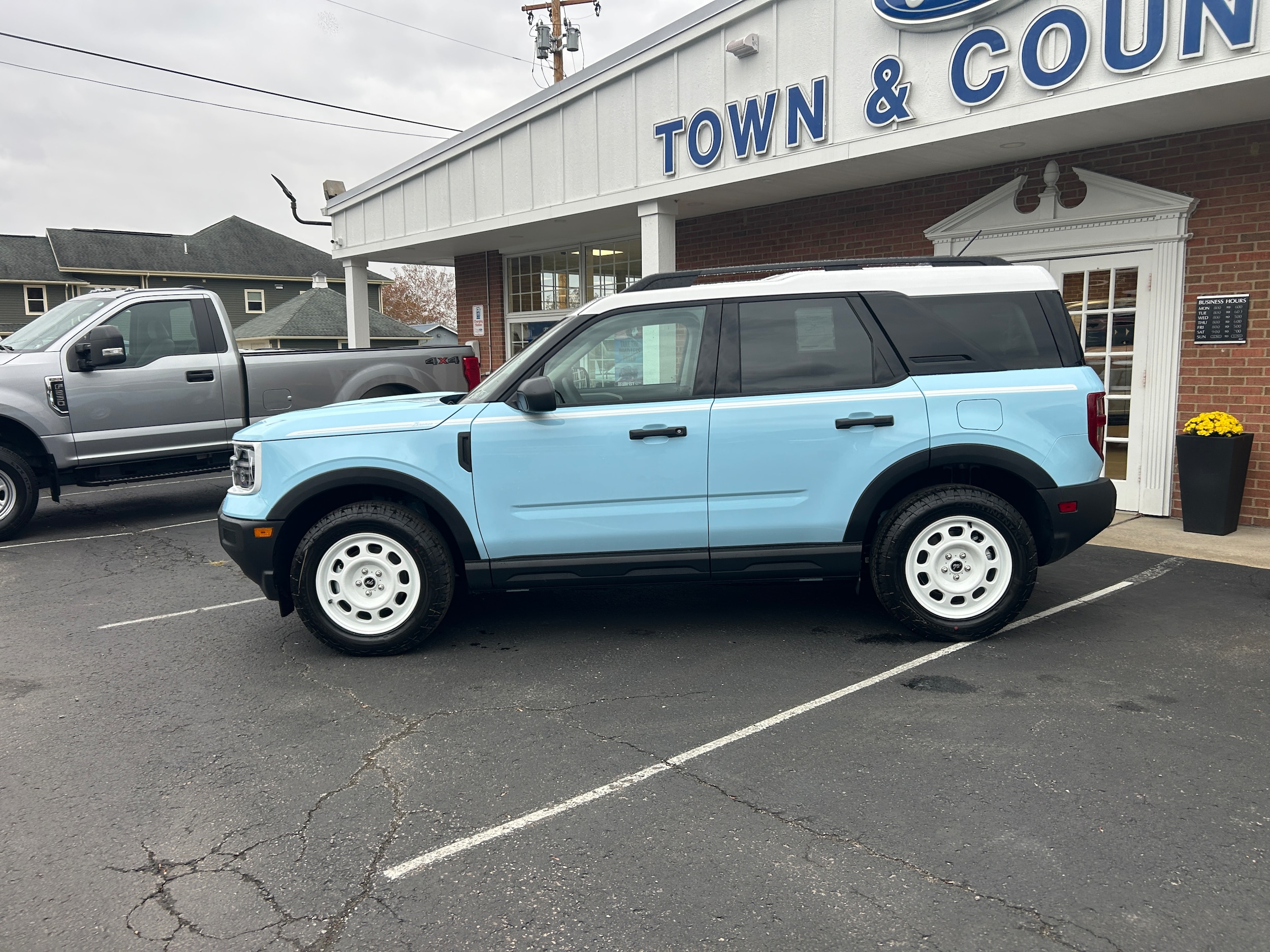 2025 Ford Bronco Sport Heritage - 11