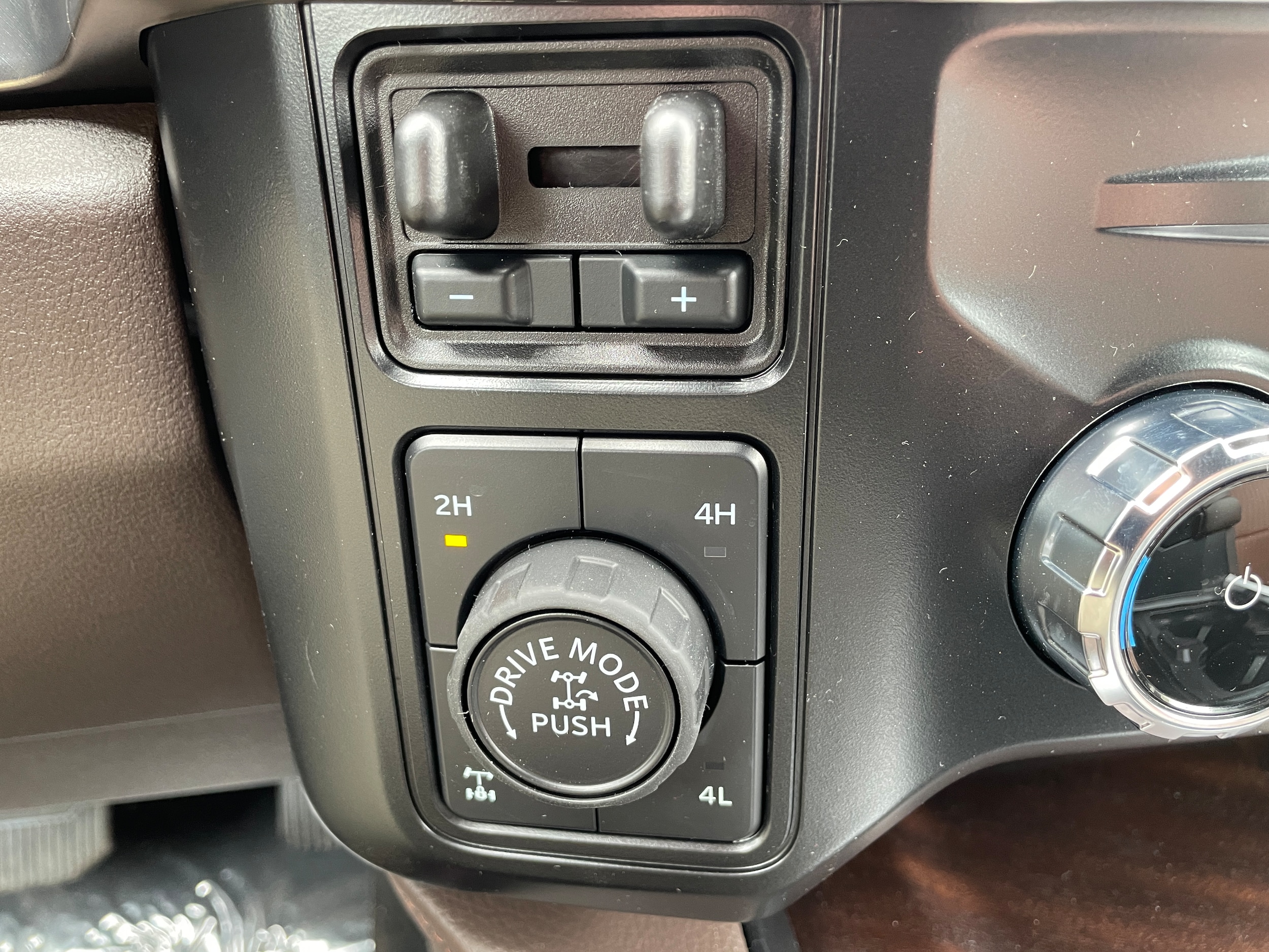 2026 Ford F-250 Pickup F-250&reg; King Ranch&reg; Agate Black Metallic at Town & Country Ford