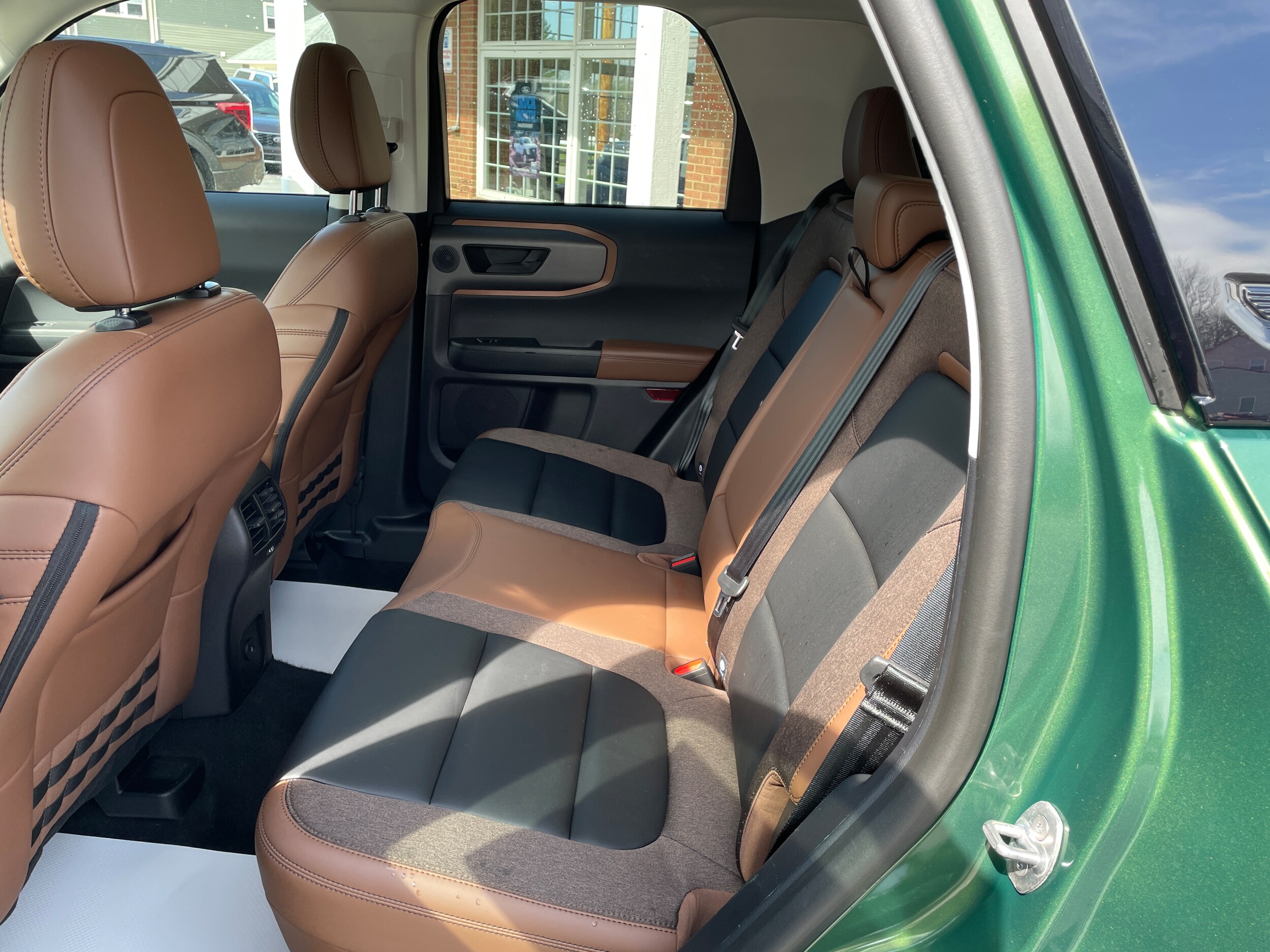 2025 Ford Bronco Sport Outer Banks 4X4 - 11