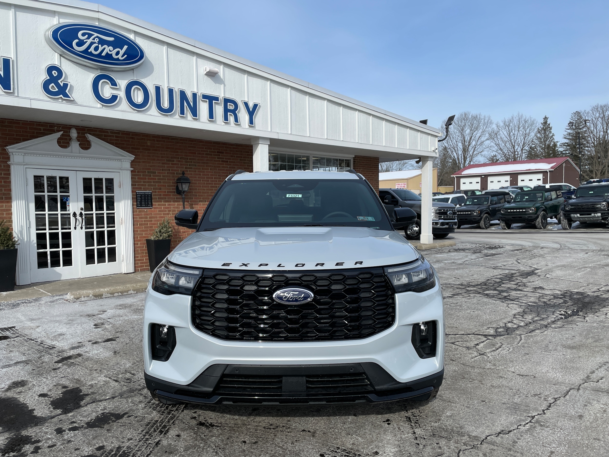 2026 Ford Explorer ST-Line - 1