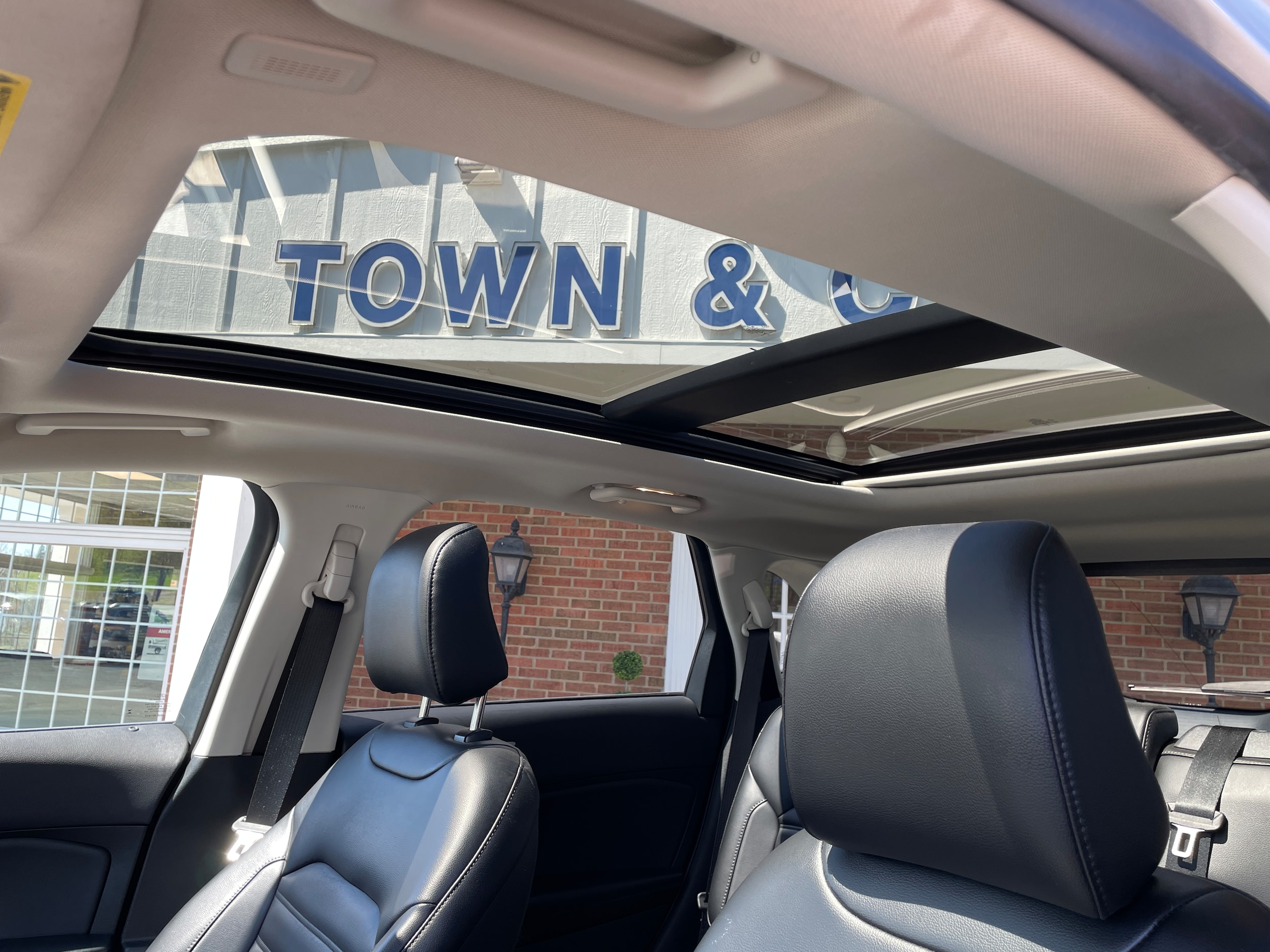 2023 Ford Edge SEL AWD Iconic Silver Metallic at Solomon Chevrolet