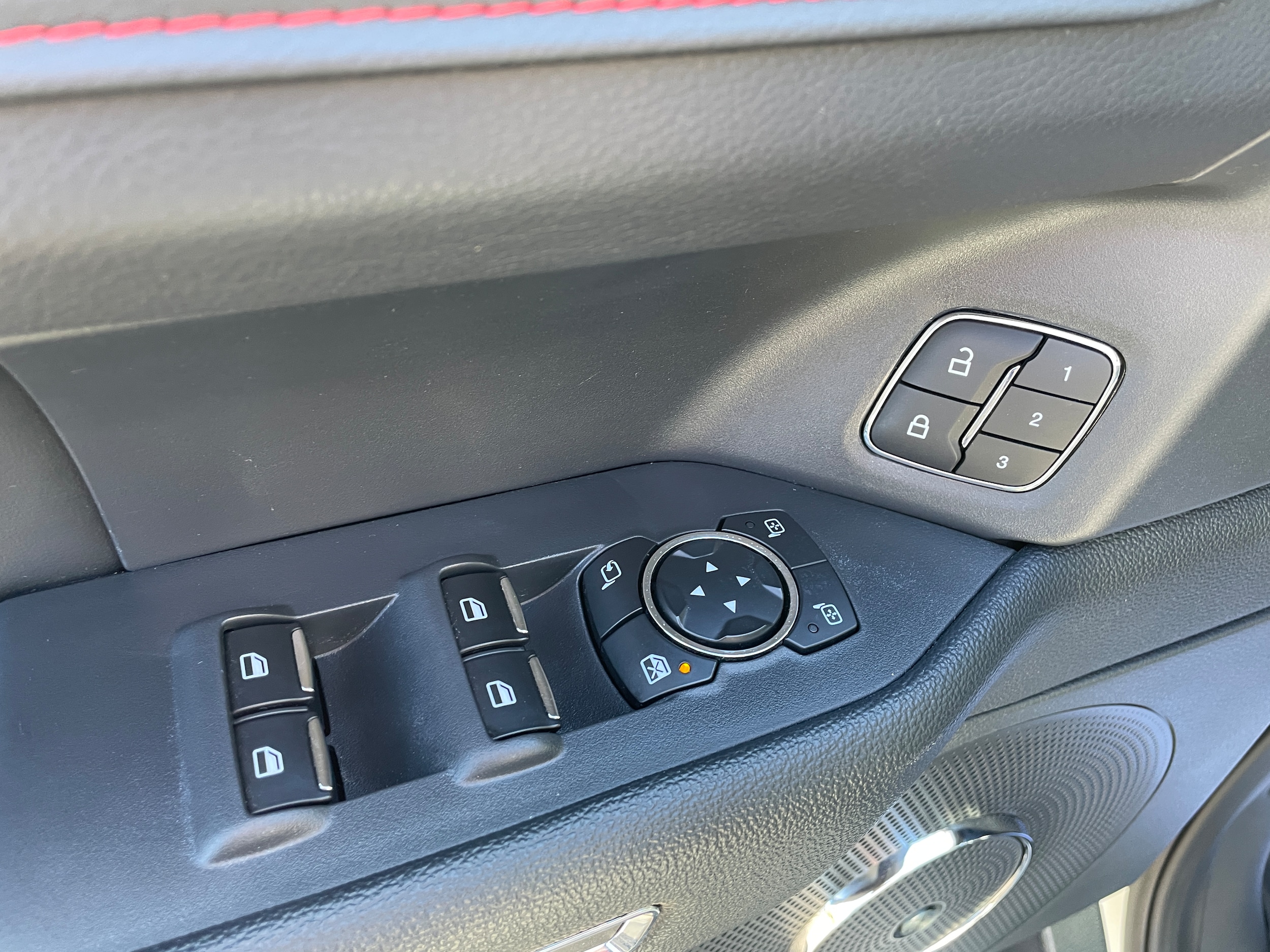 2024 Ford Expedition photo 20 of 33