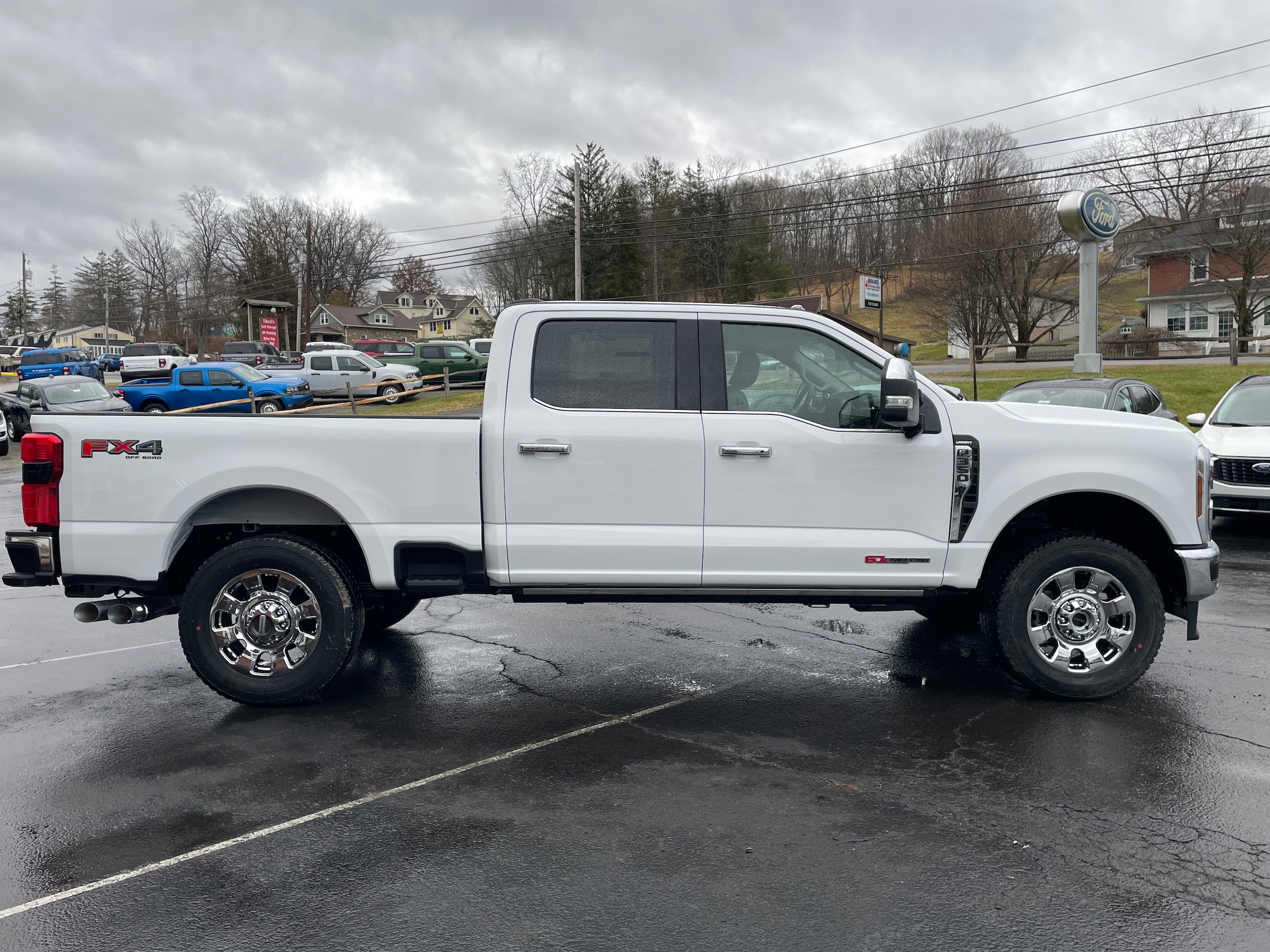 2026 Ford F-350 Pickup F-350&reg; Lariat&reg; - 10