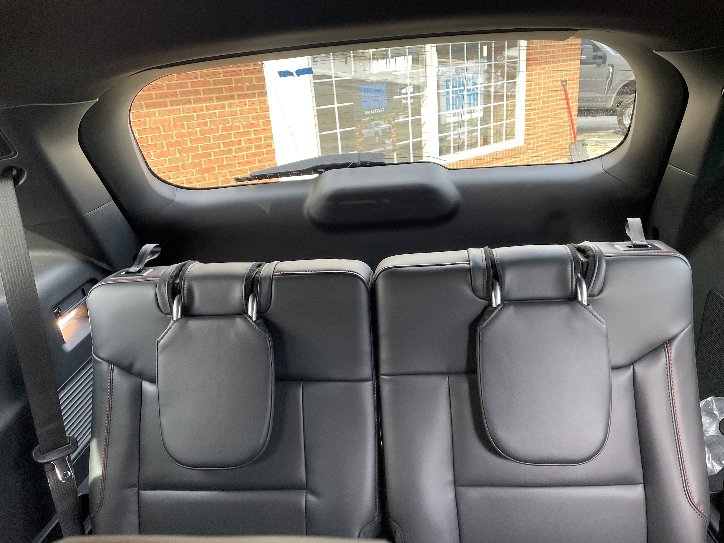 2026 Ford Explorer ST-Line - 11