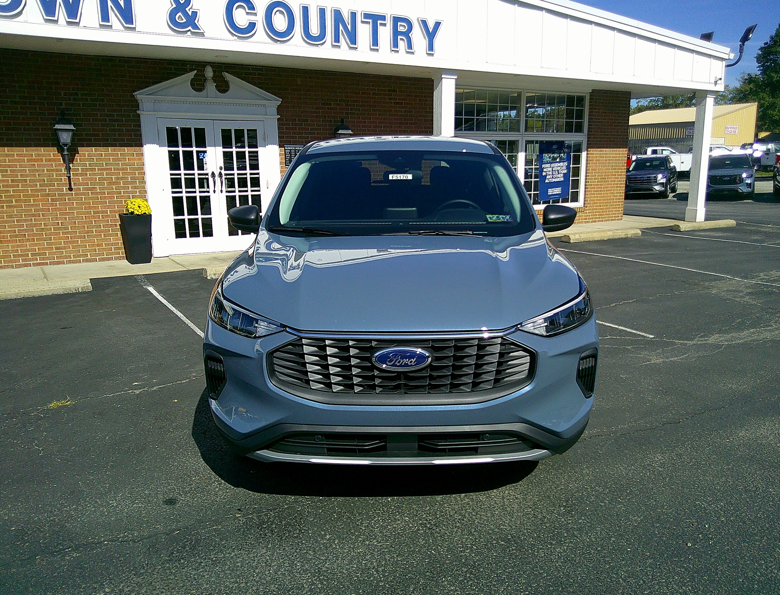2025 Ford Escape Active photo 2