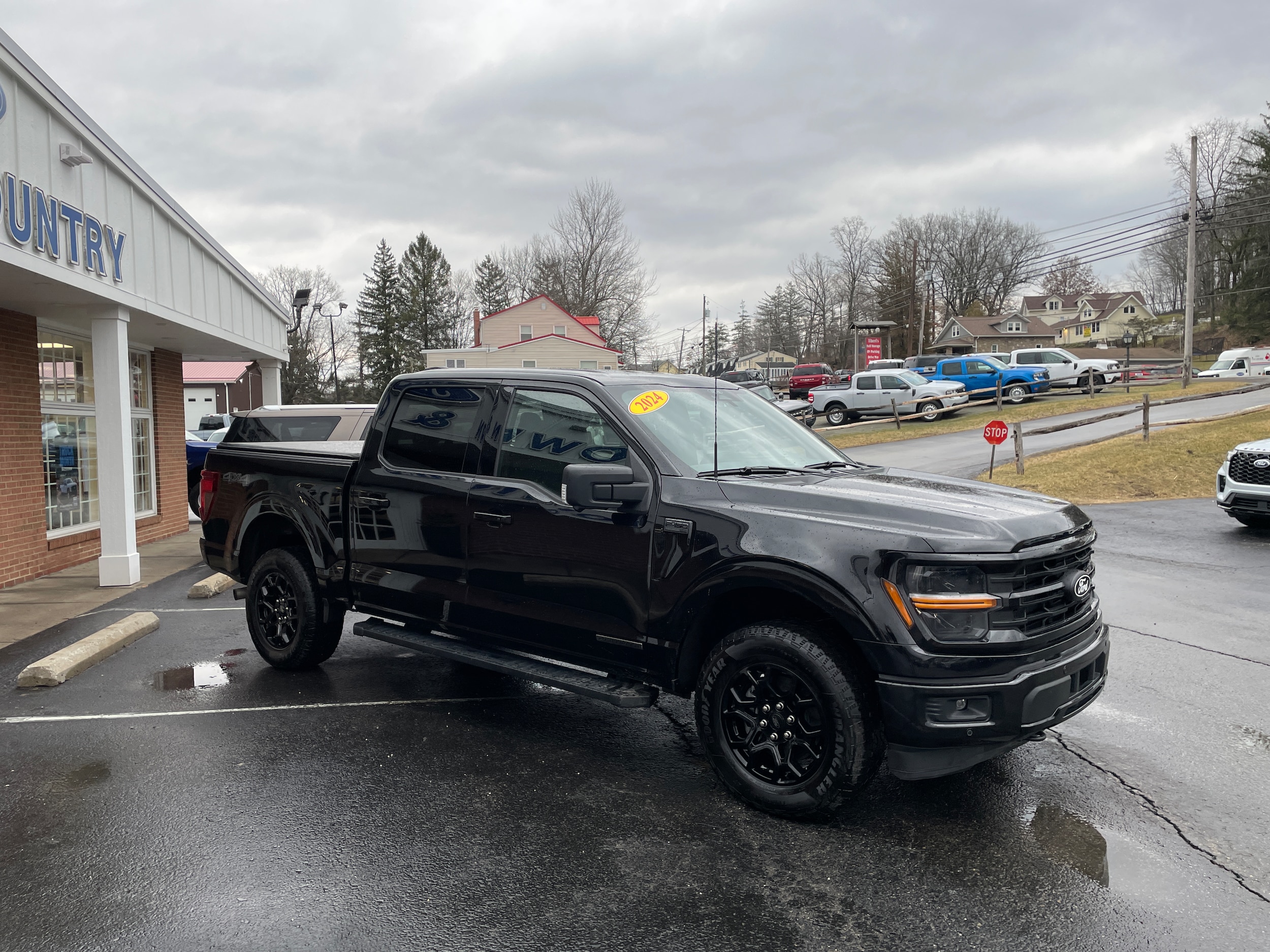 2024 Ford F-150 XLT - 2