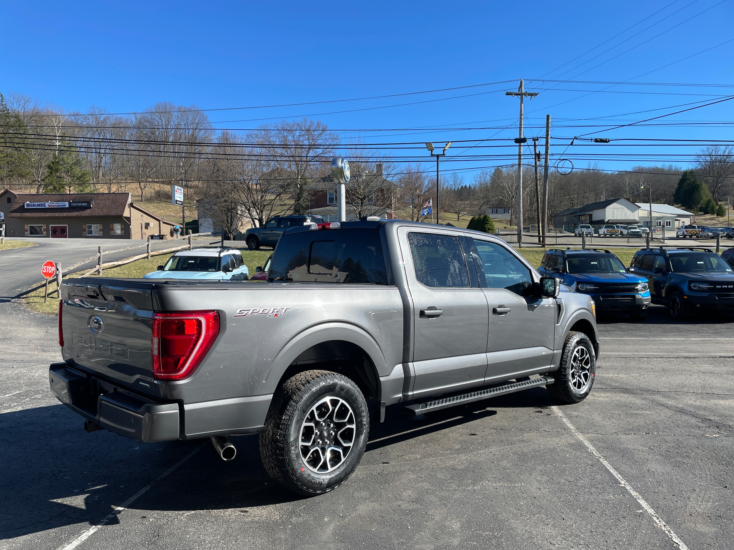 2023 Ford F-150 XLT - 4