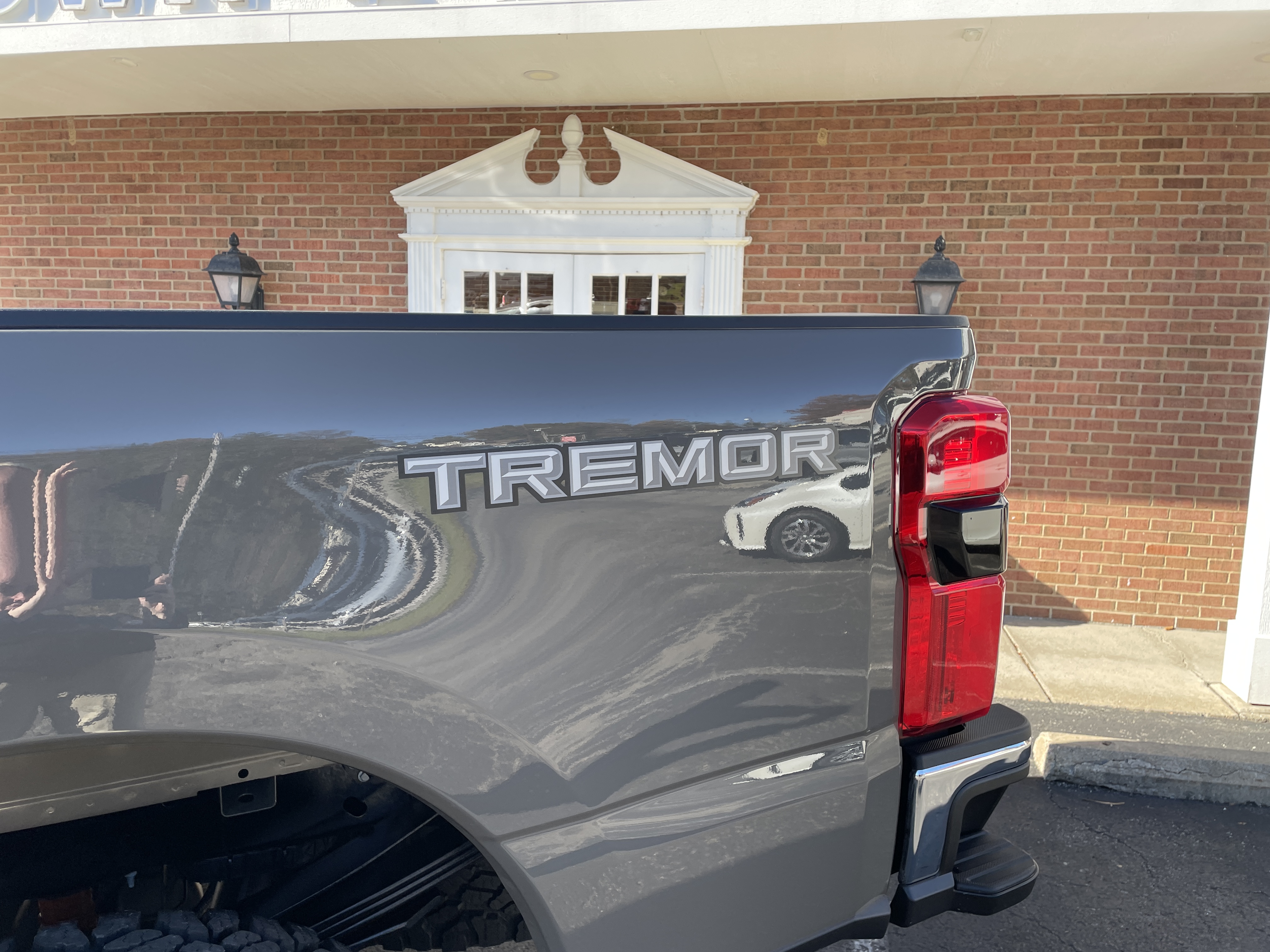 2027 Ford Super Duty photo 11 of 39