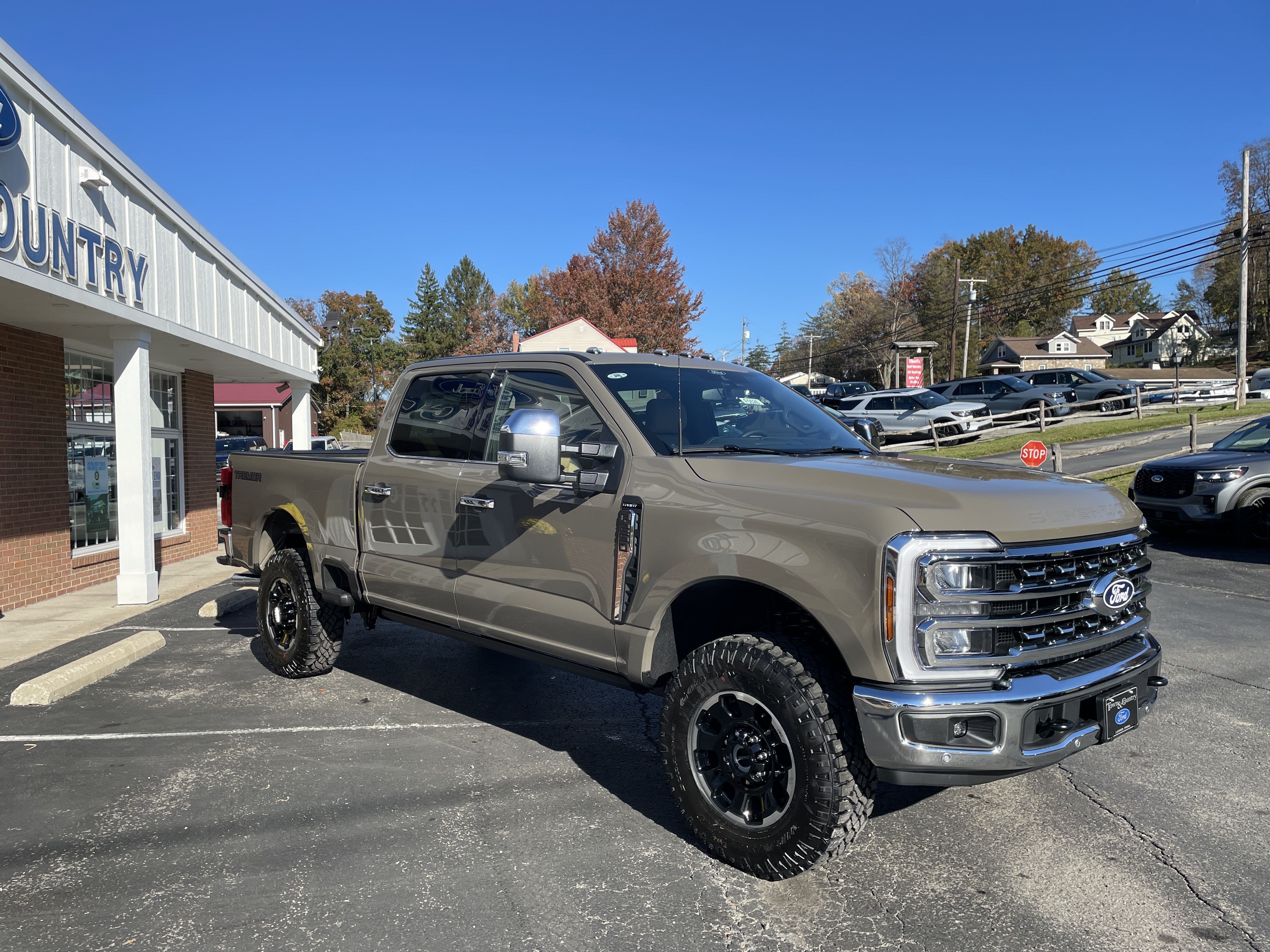 2027 Ford Super Duty photo 4 of 39