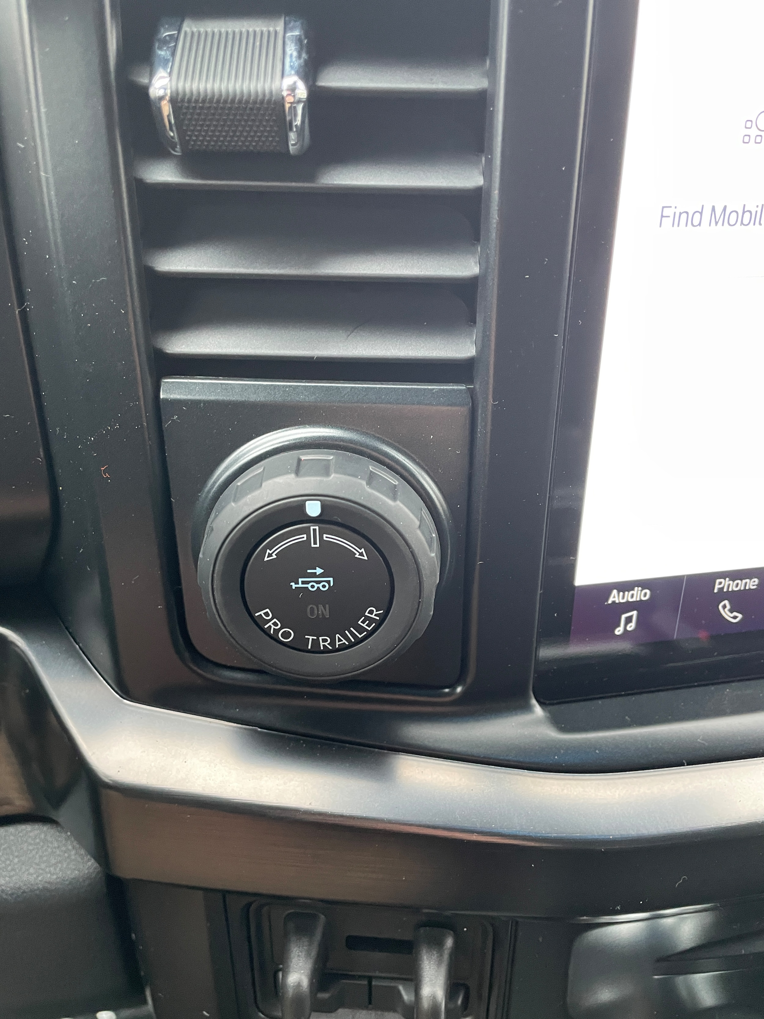 2026 Ford F-350 Pickup F-350&reg; Lariat&reg; Oxford White at Town & Country Ford