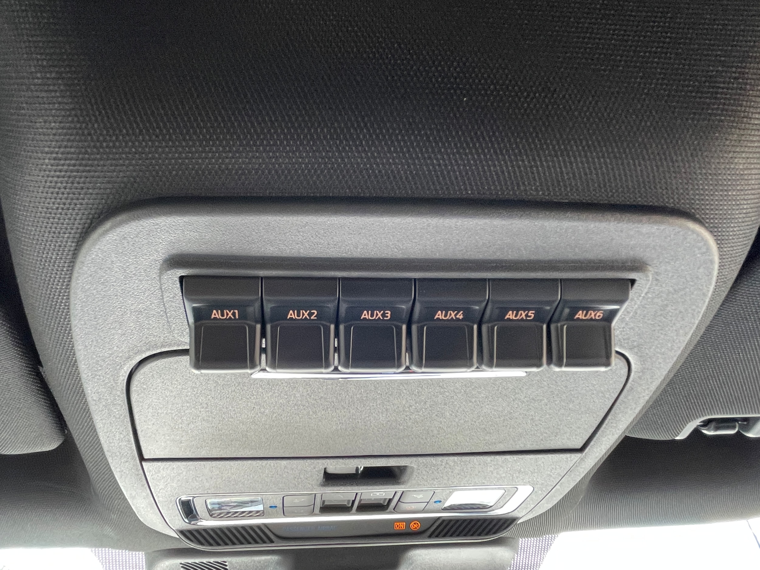 2027 Ford F-250 Pickup photo 35 of 43