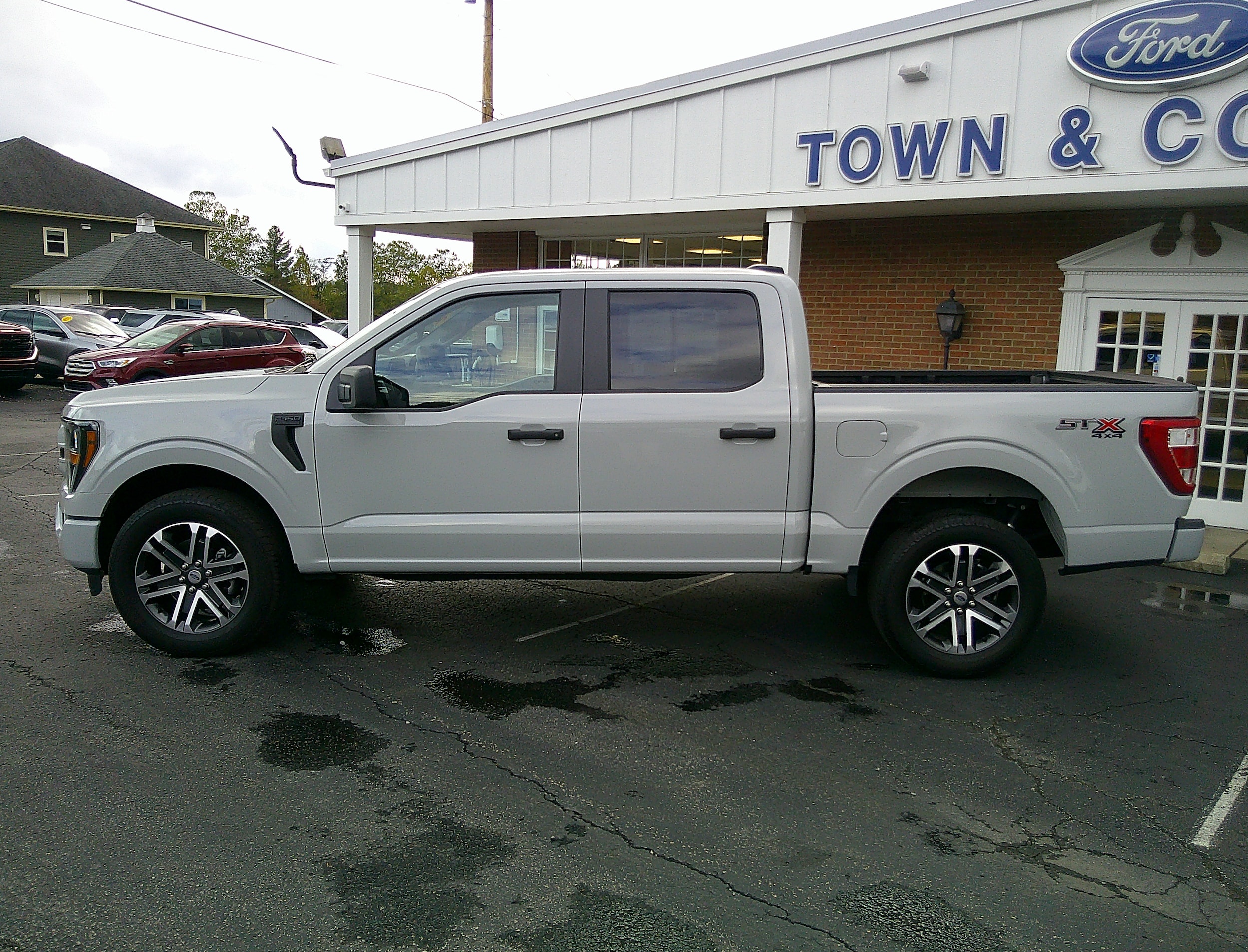 2023 Ford F-150 STX - 2