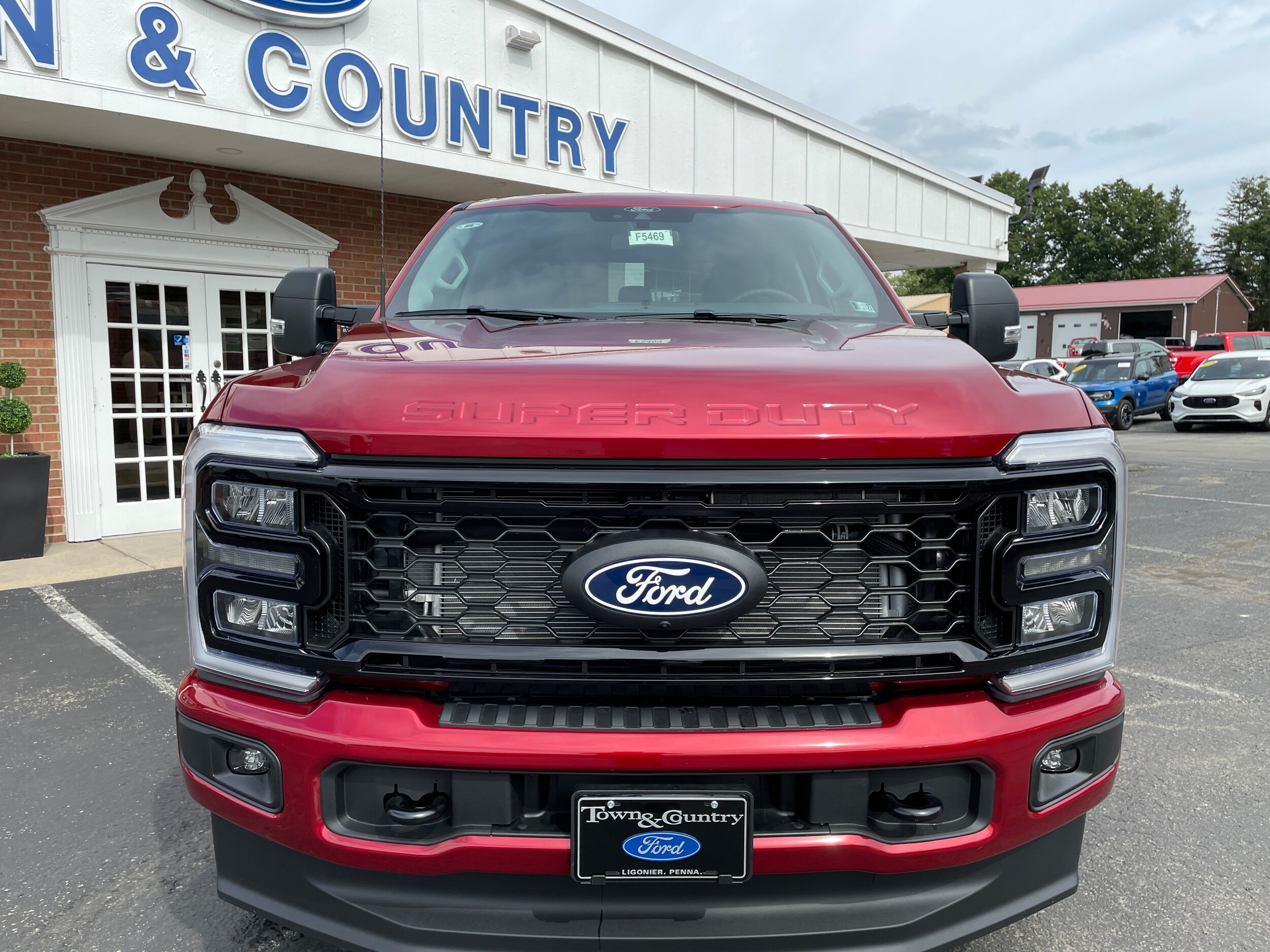 2027 Ford F-250 Pickup photo 19 of 40