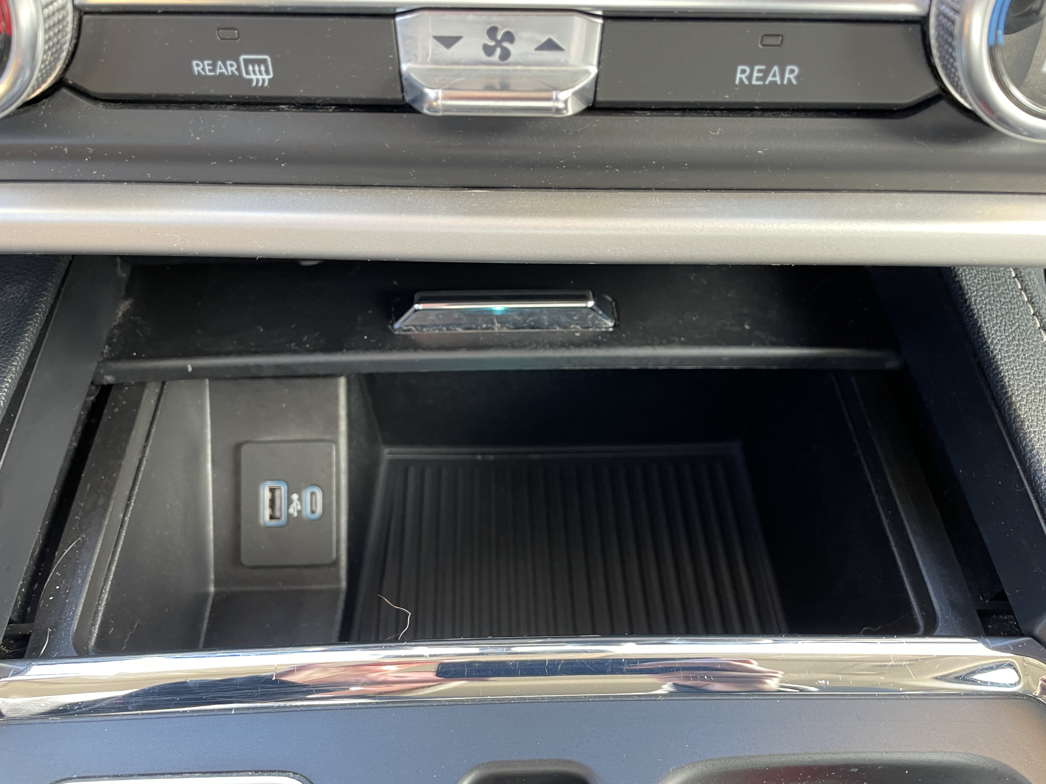 2023 Ford Expedition photo 22 of 28