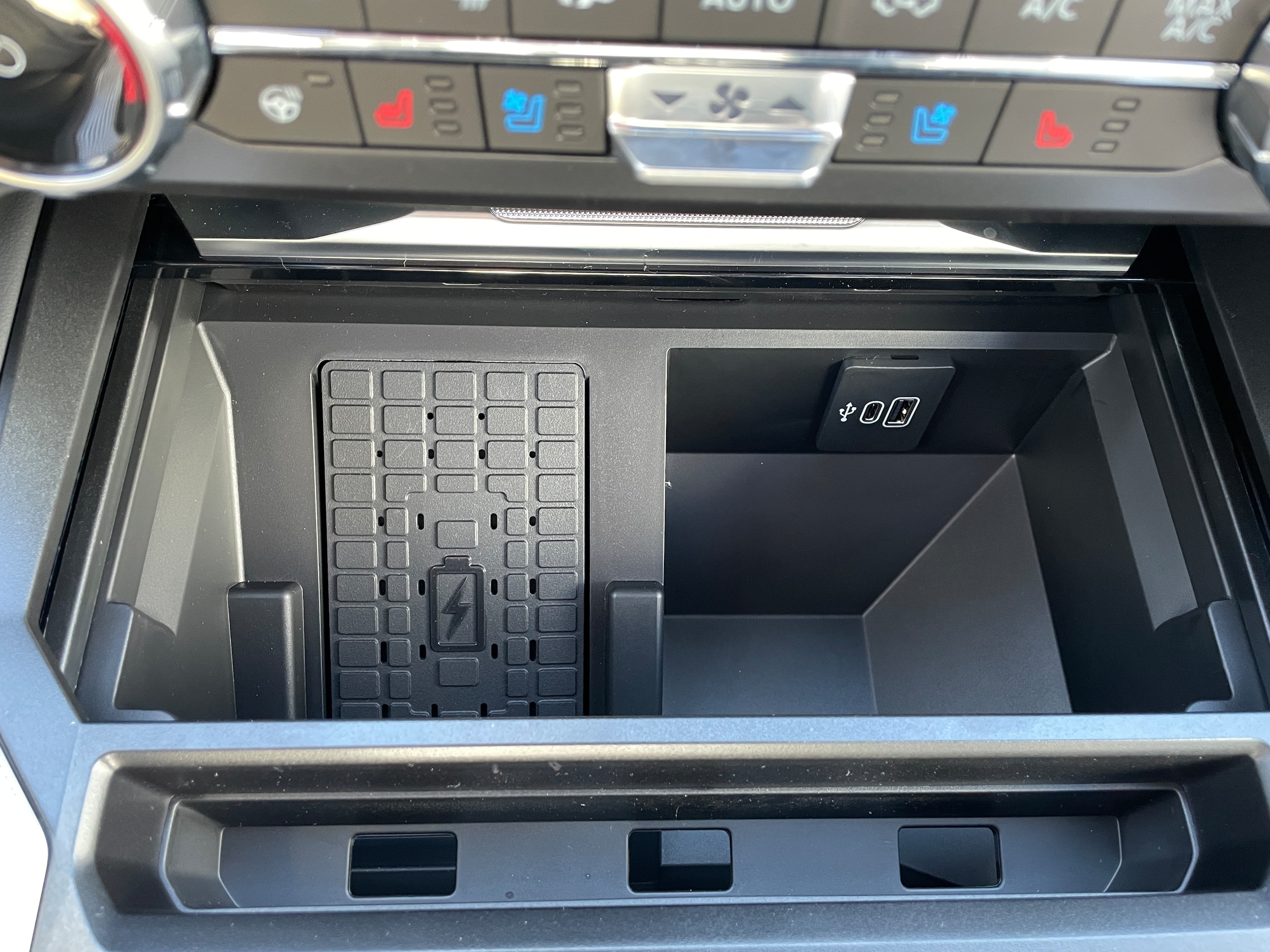 2027 Ford F-250 Pickup photo 30 of 43