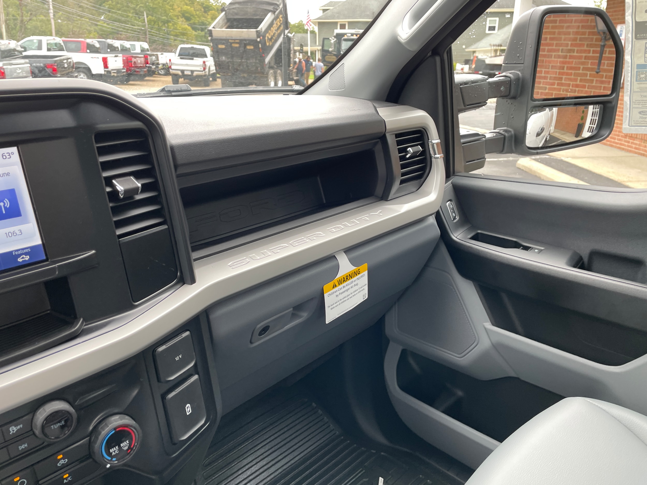 2027 Ford F-350 Pickup F-350&reg; XL Oxford White at Town & Country Ford