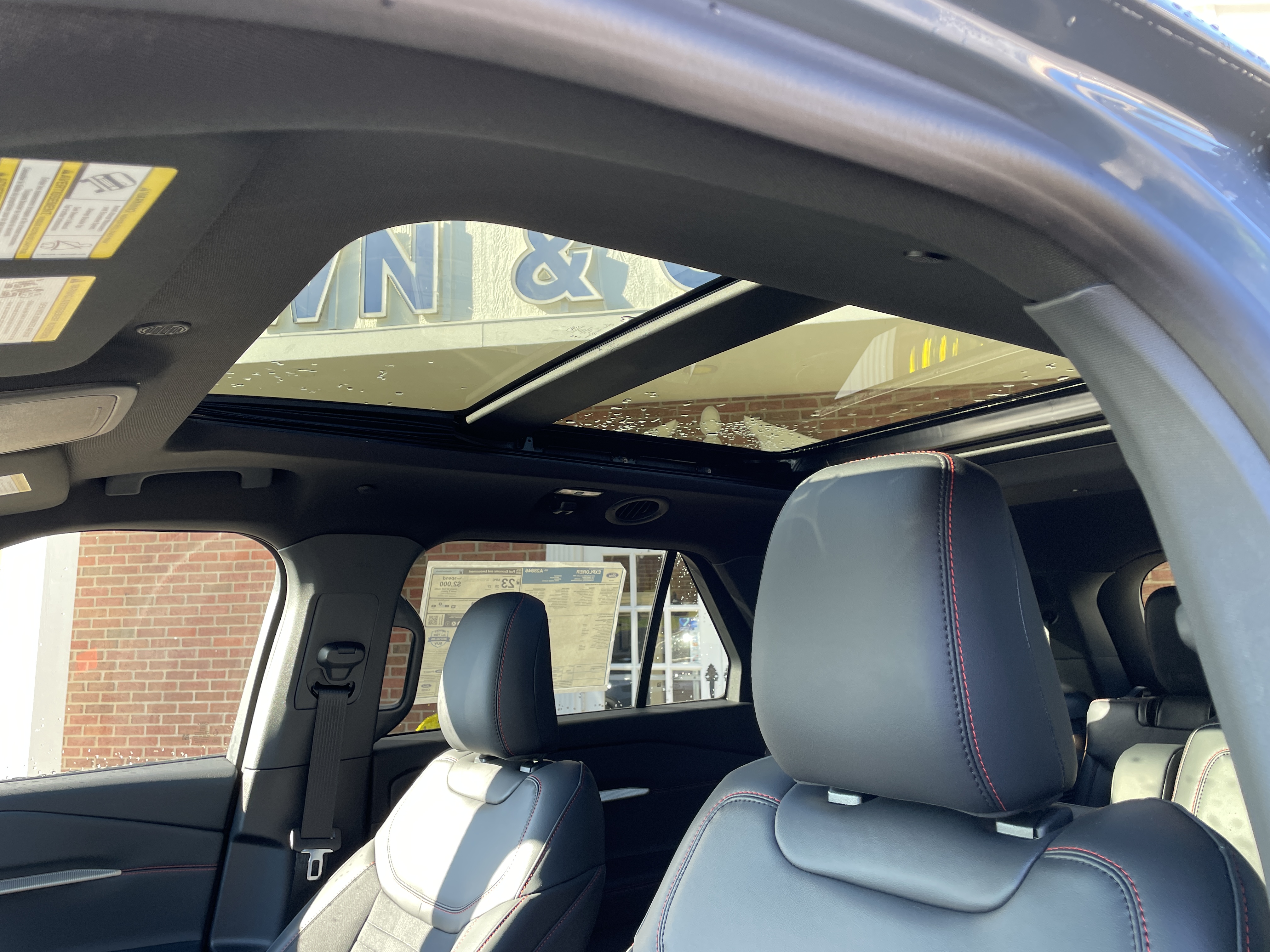 2027 Ford Explorer photo 17 of 35