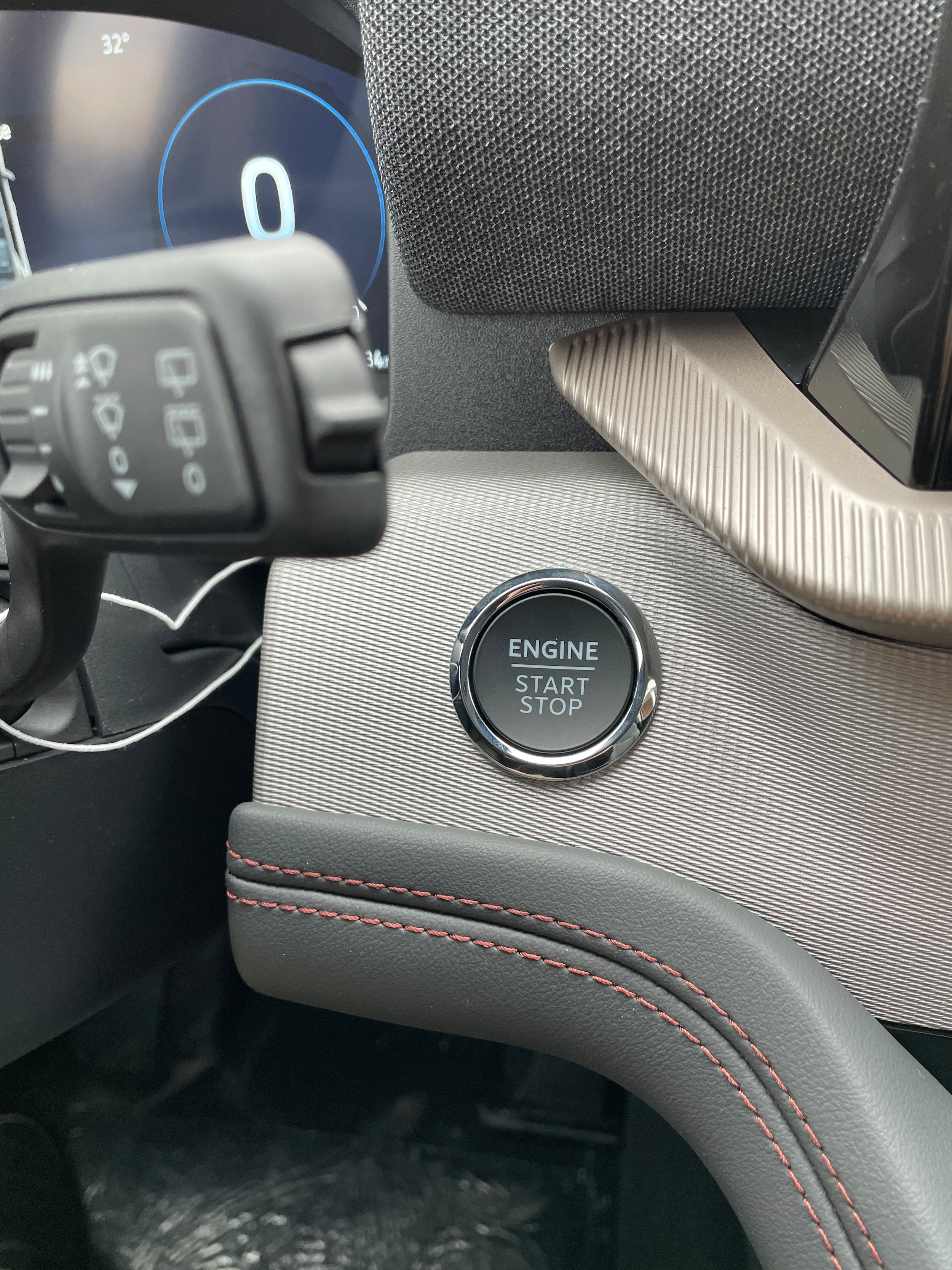 2026 Ford Explorer Active Space White Metallic at Town & Country Ford