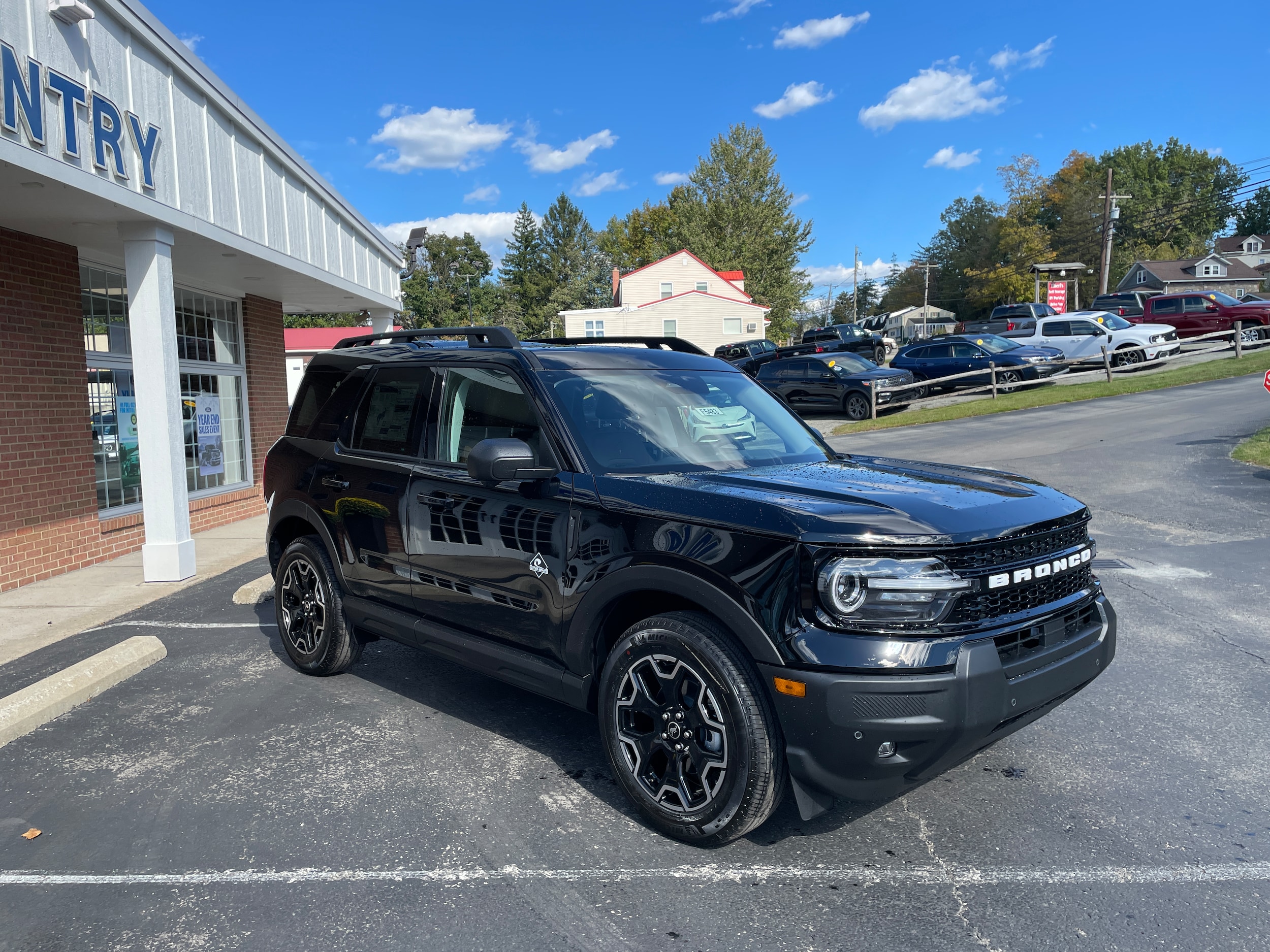 2026 Ford Bronco Sport photo 3 of 31