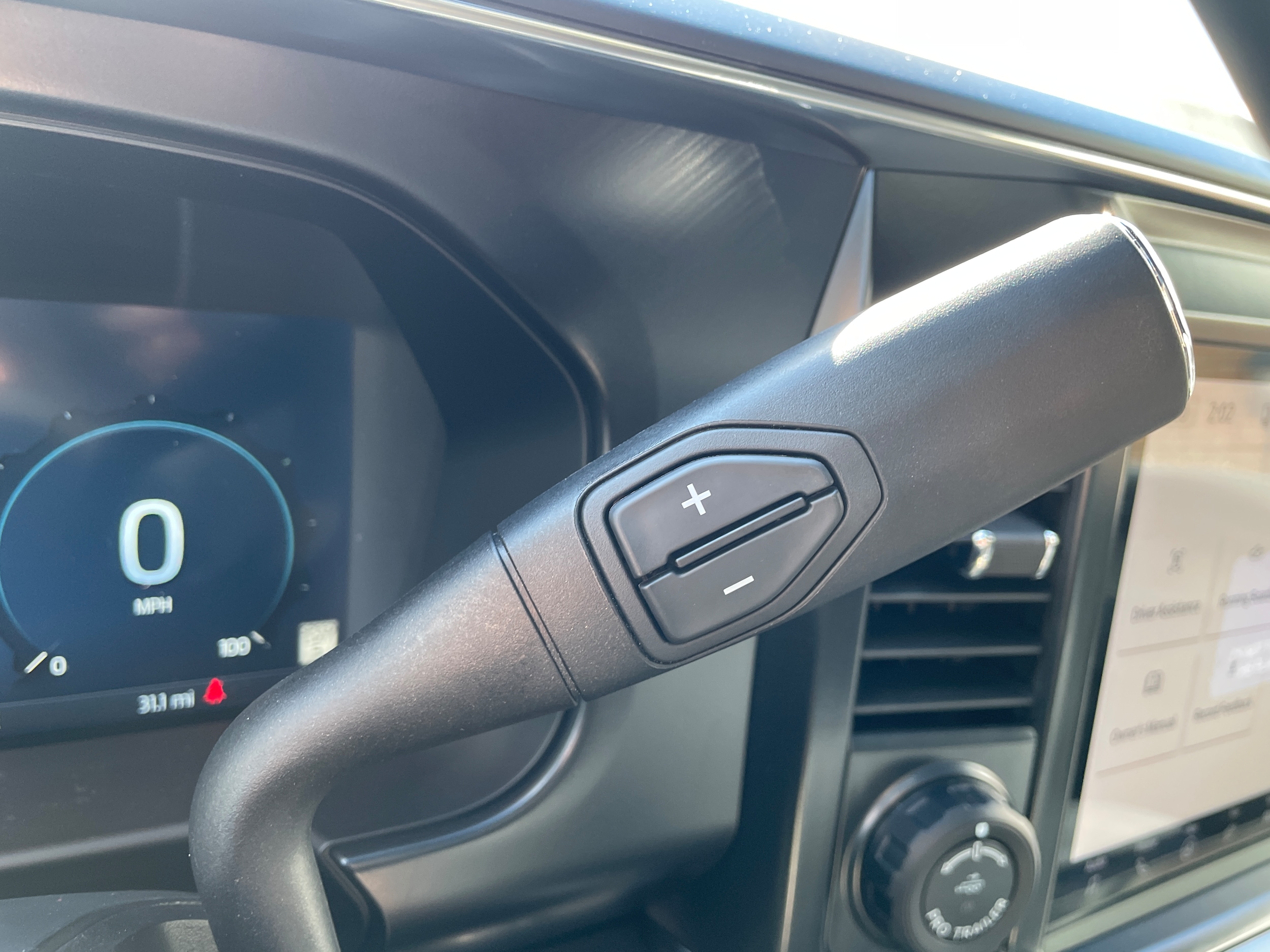 2027 Ford F-250 Pickup photo 24 of 43