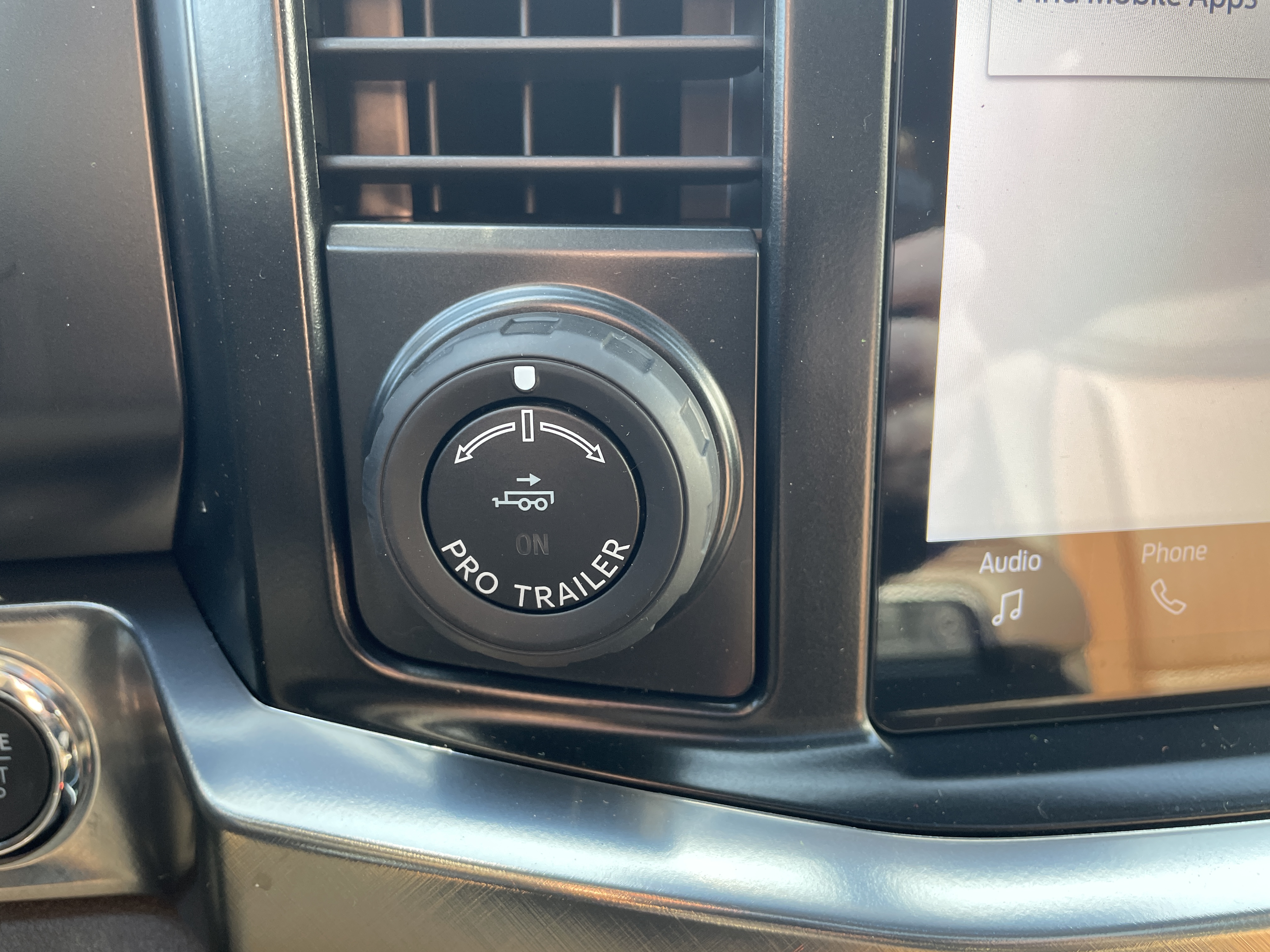 2027 Ford F-350 Pickup photo 23 of 38