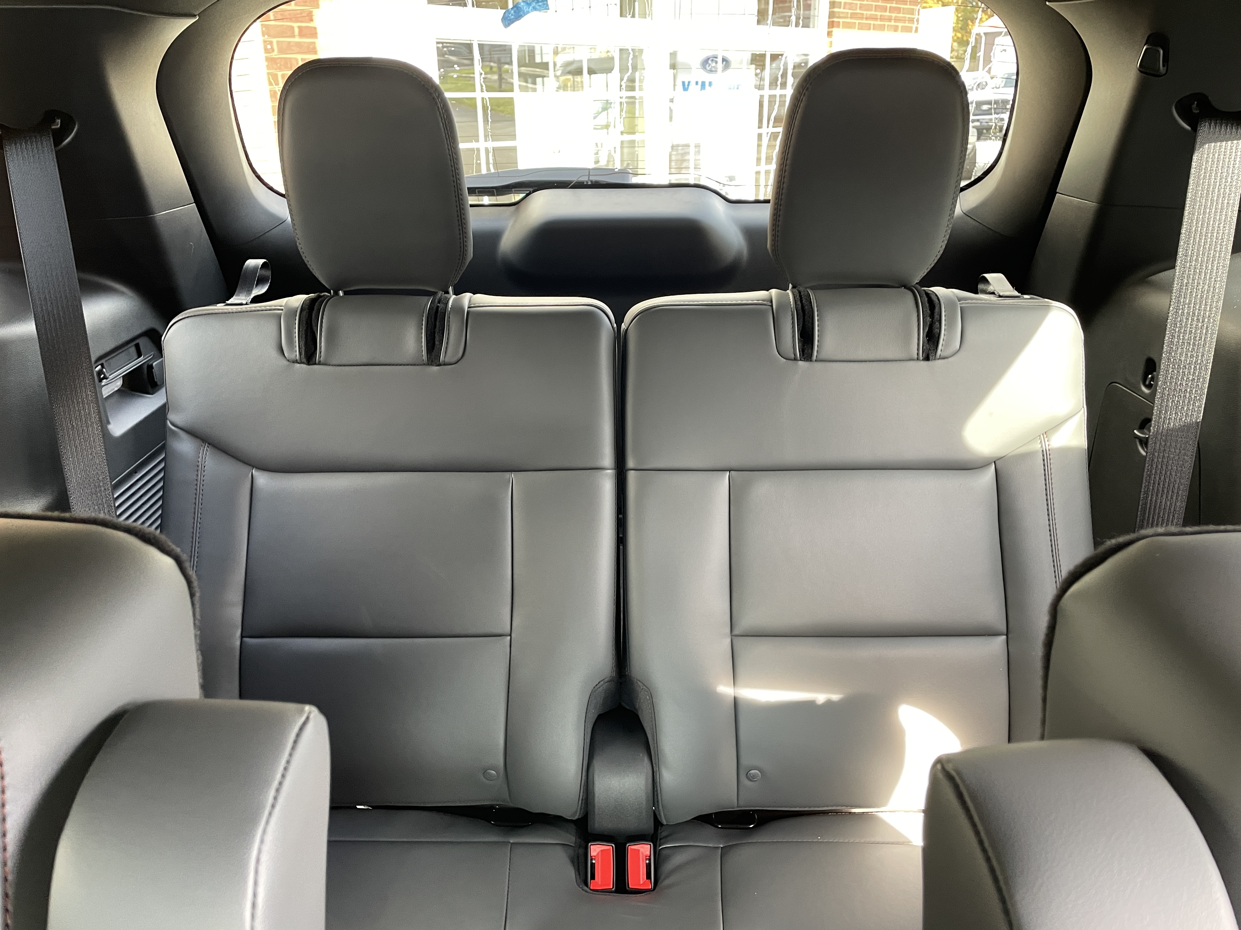 2027 Ford Explorer photo 13 of 34