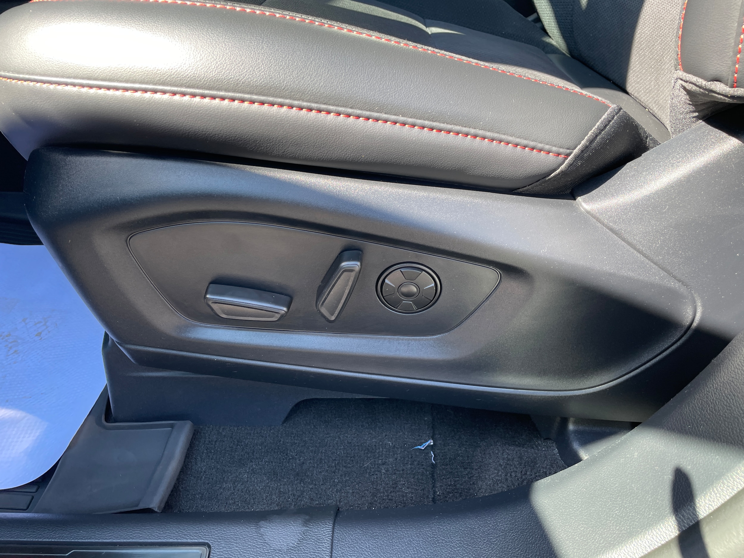 2026 Ford Explorer photo 15 of 28