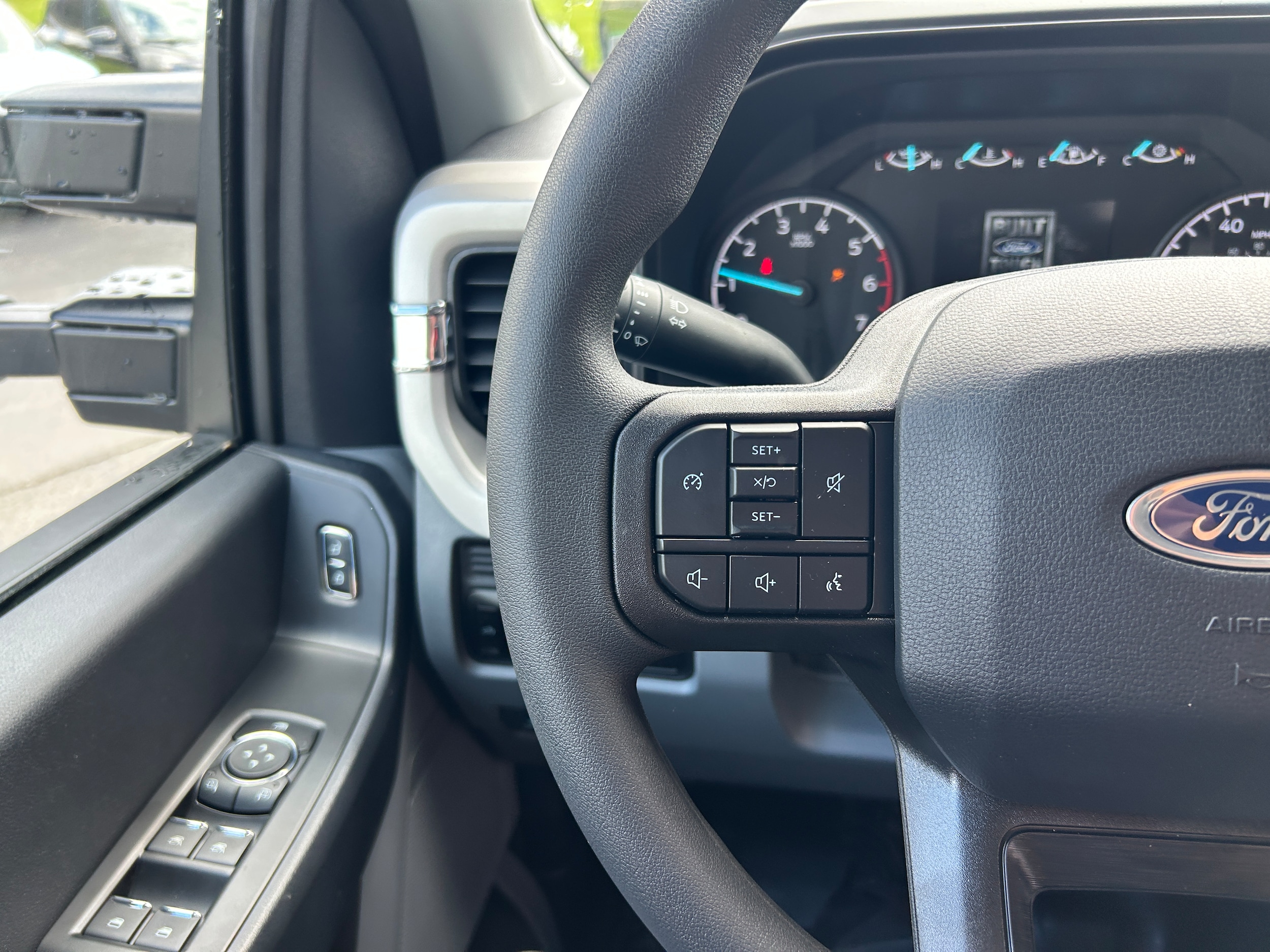 2026 Ford Super Duty F-350&reg; XL Oxford White at Town & Country Ford