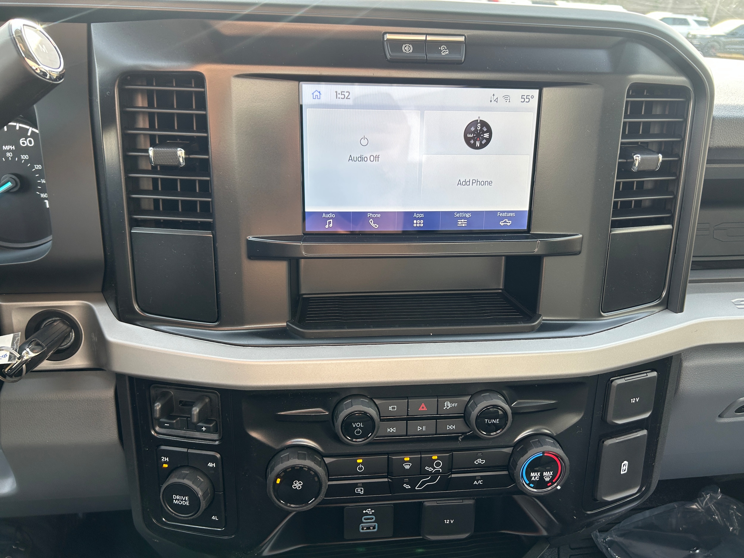 2026 Ford Super Duty F-350&reg; XL Oxford White at Town & Country Ford