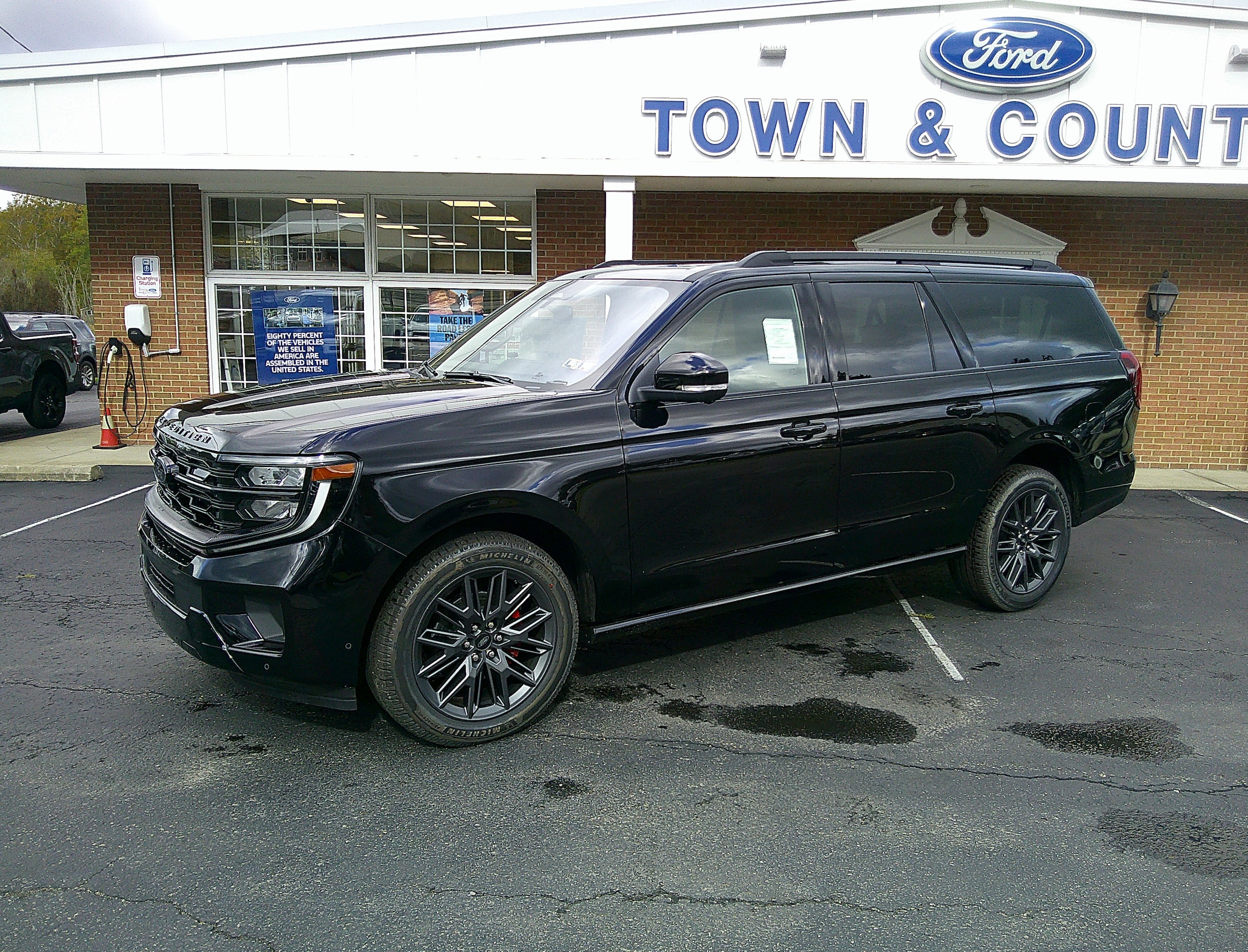 2025 Ford Expedition Platinum's photo