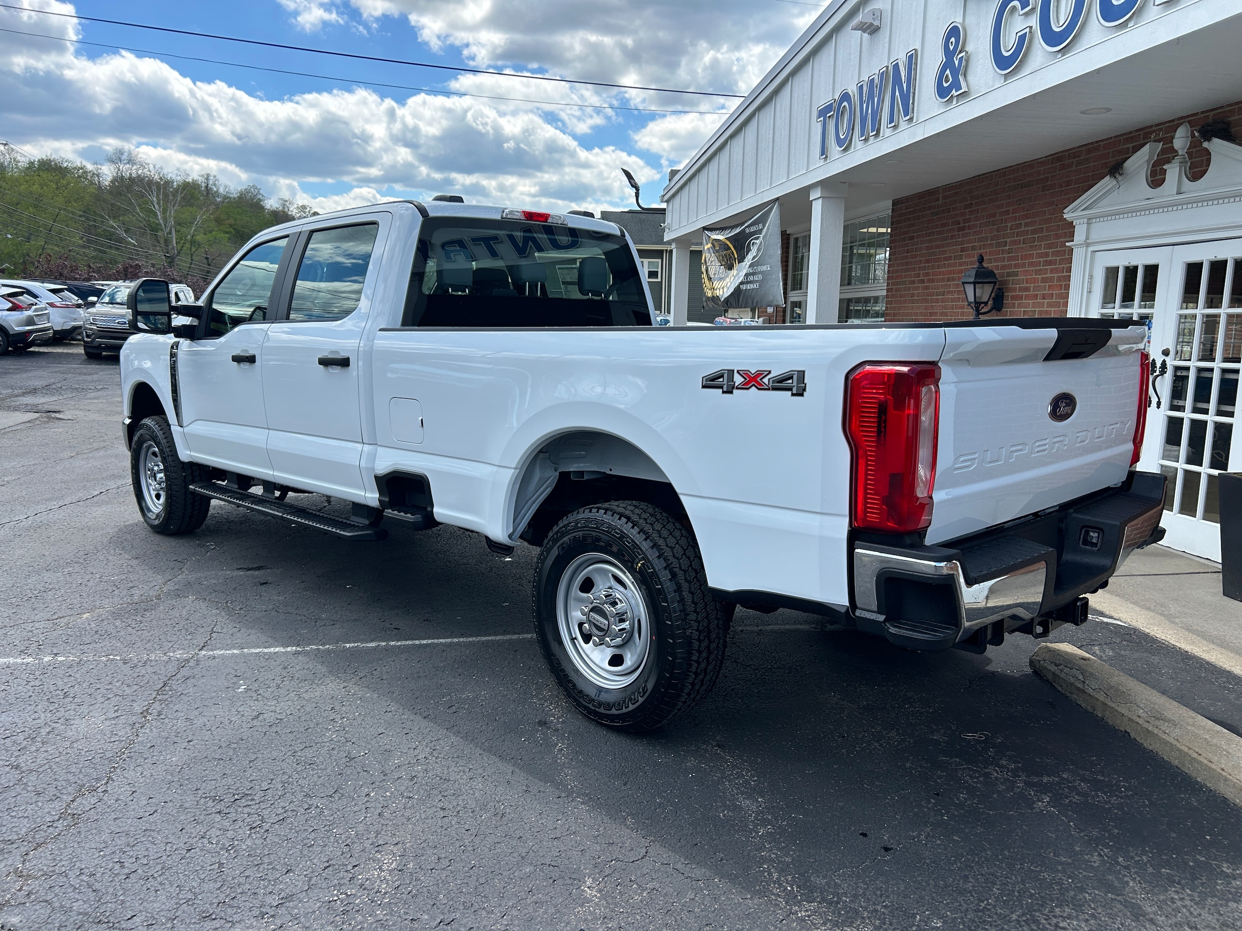 2026 Ford Super Duty F-350&reg; XL Oxford White at Town & Country Ford