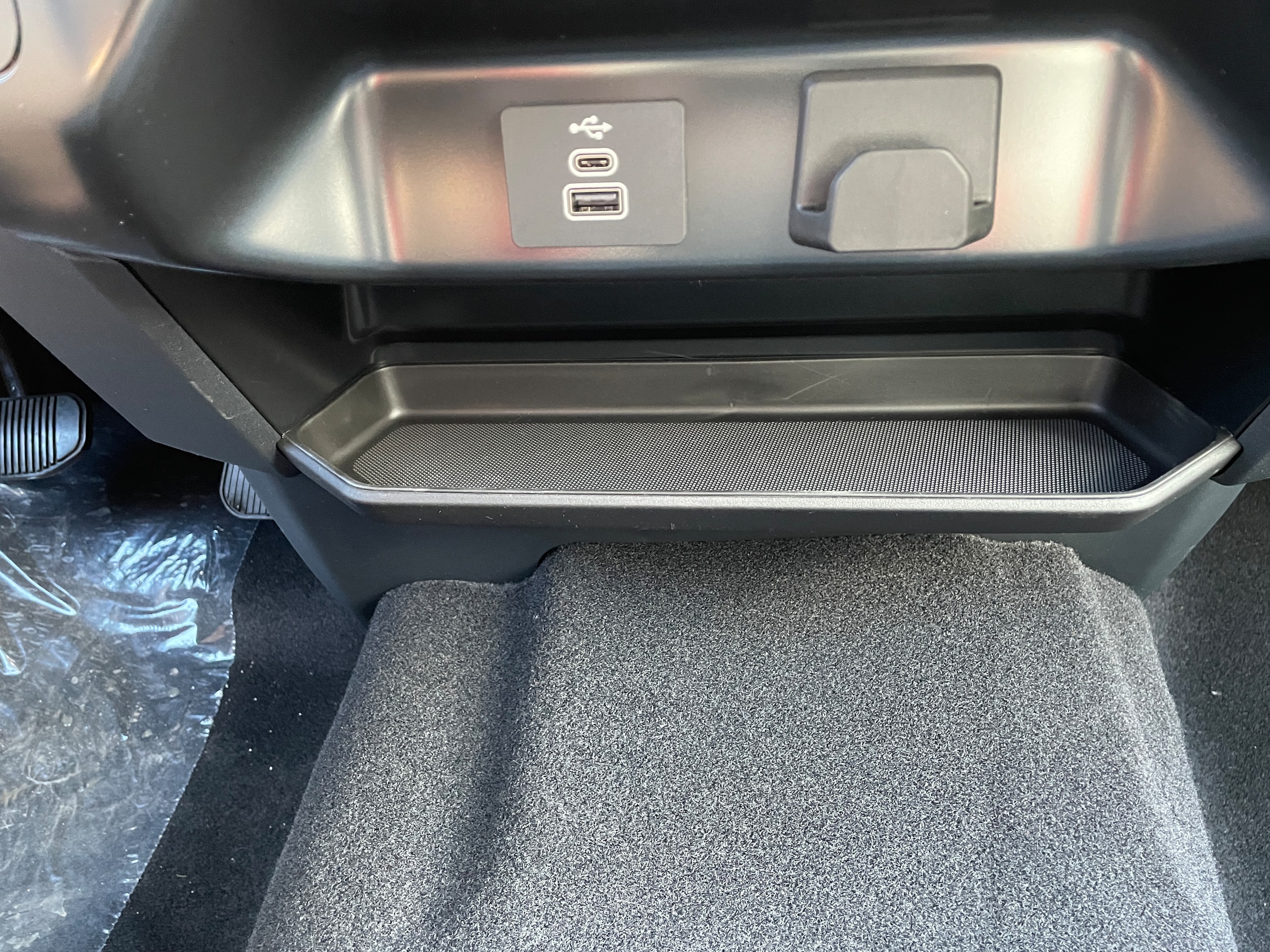 2026 Ford F-150 photo 26 of 33