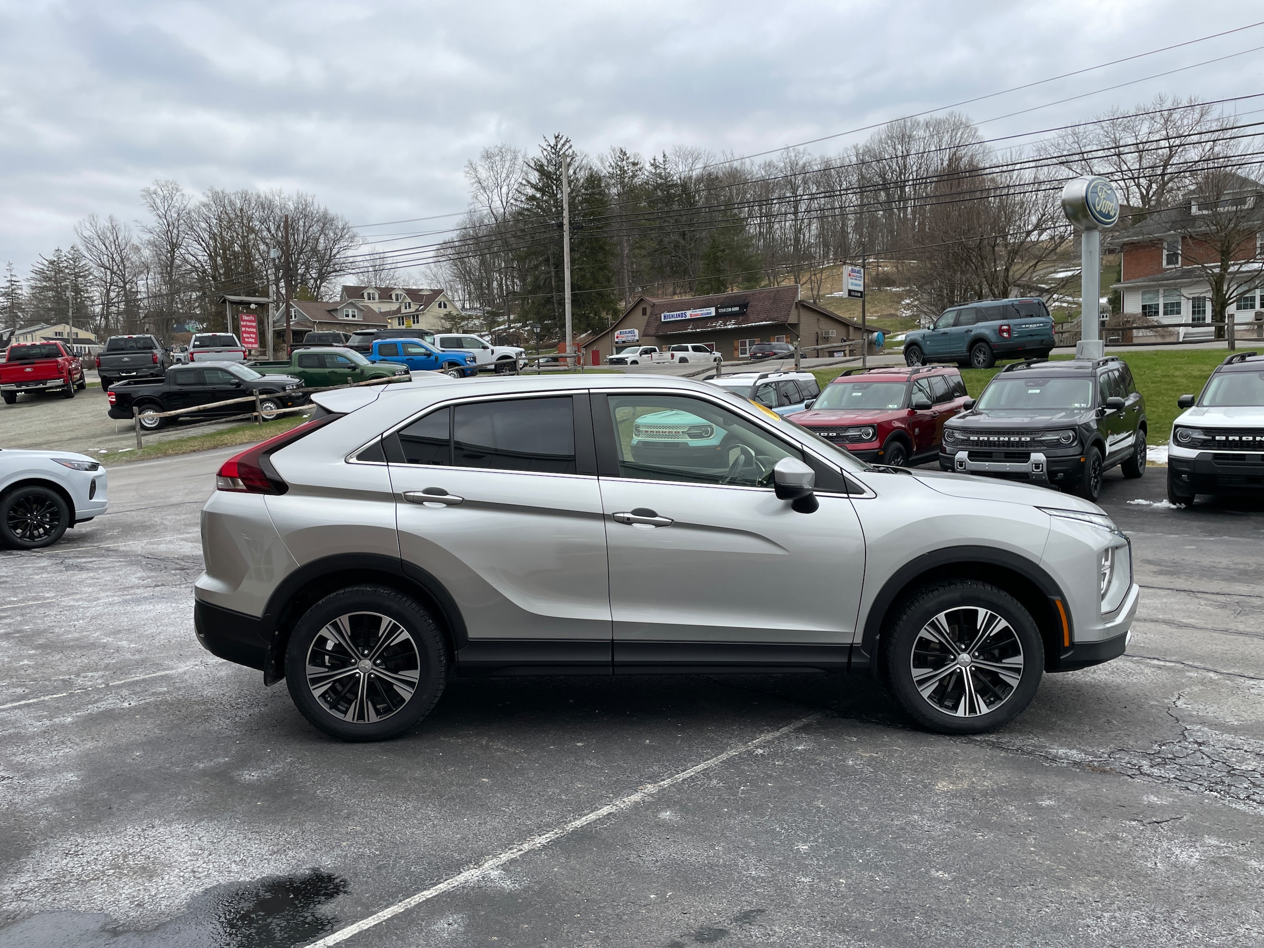 2022 Mitsubishi Eclipse Cross - 3