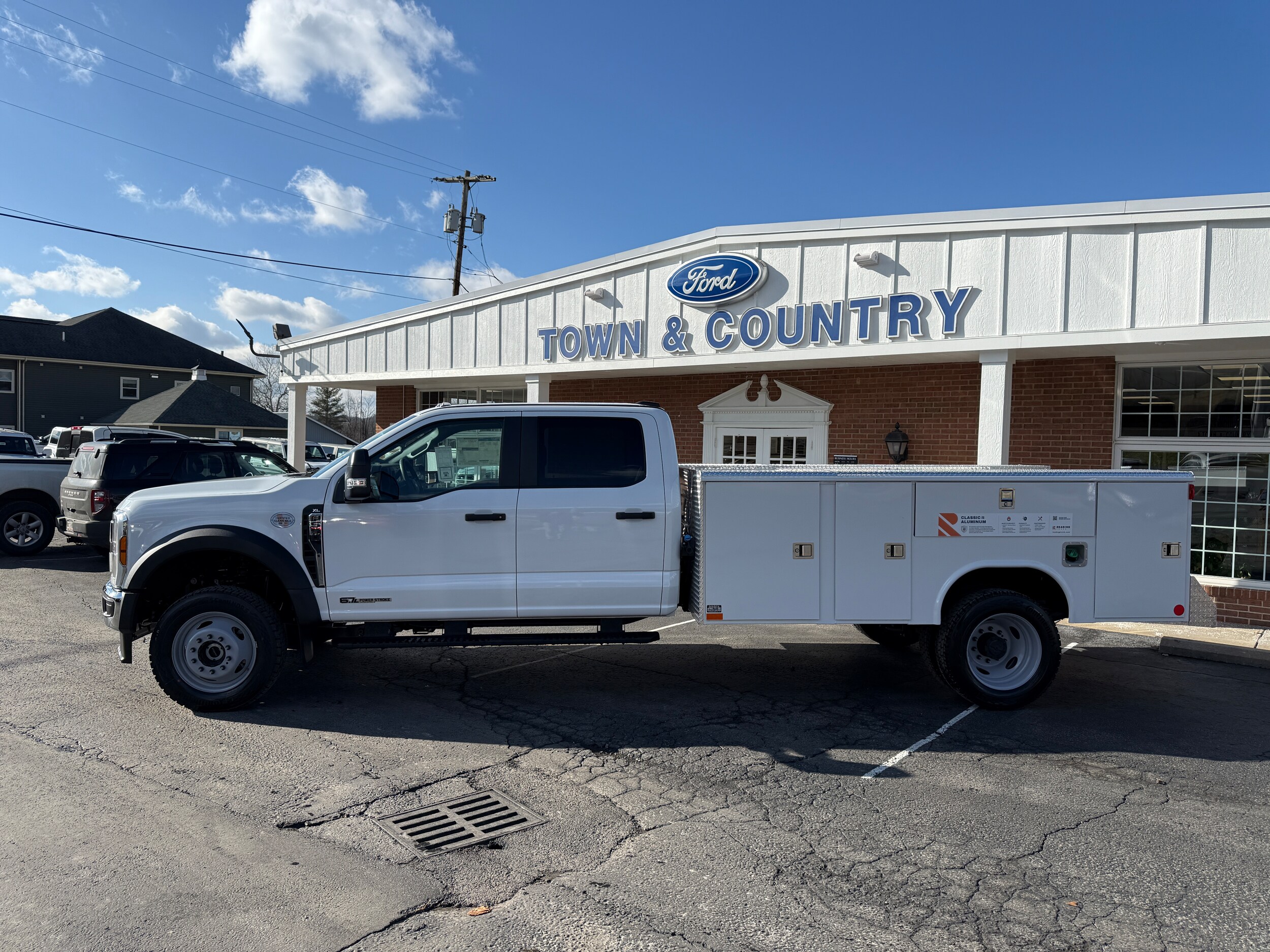 2025 Ford F-550 XL photo 3