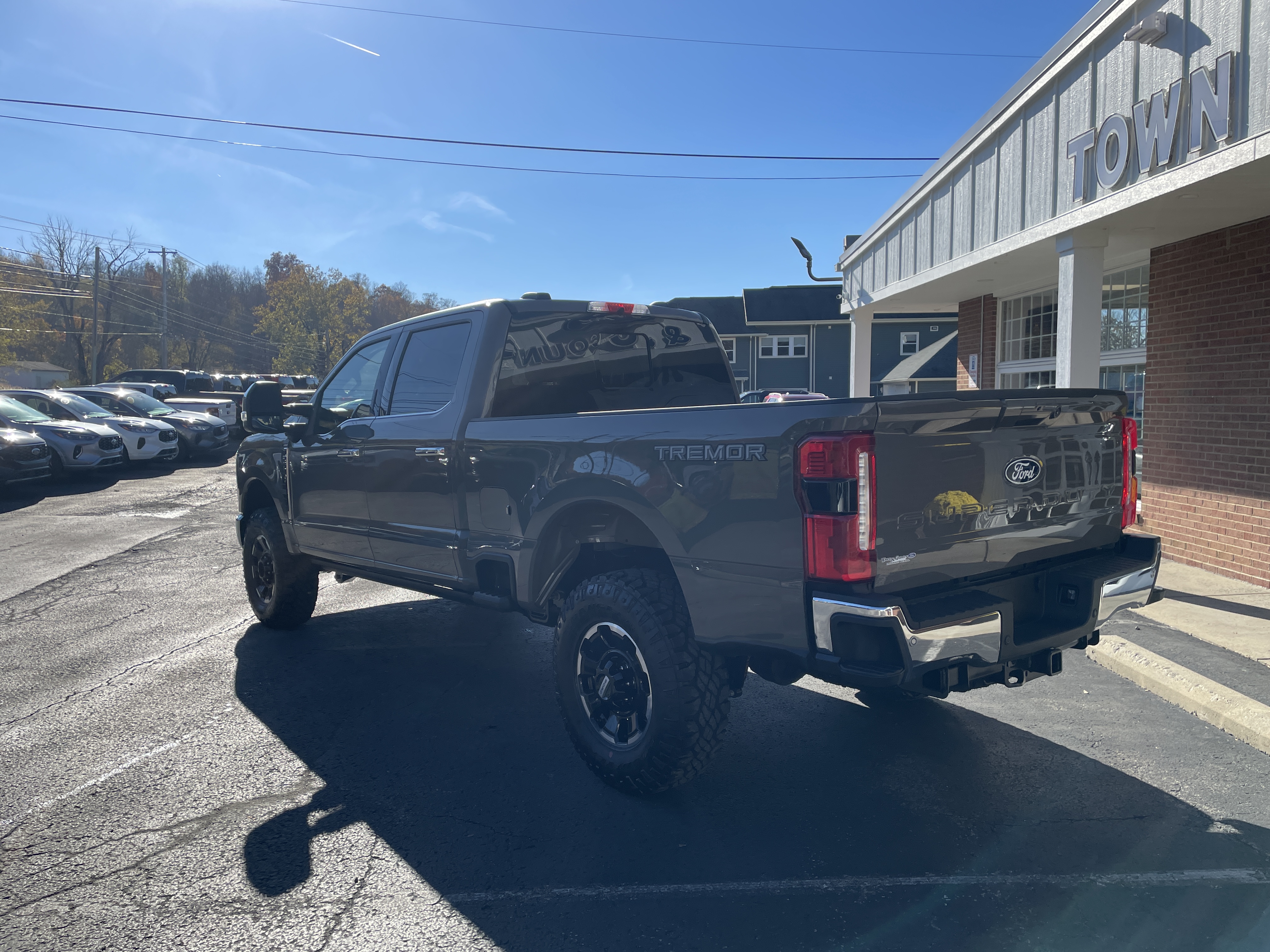 2027 Ford Super Duty photo 8 of 39