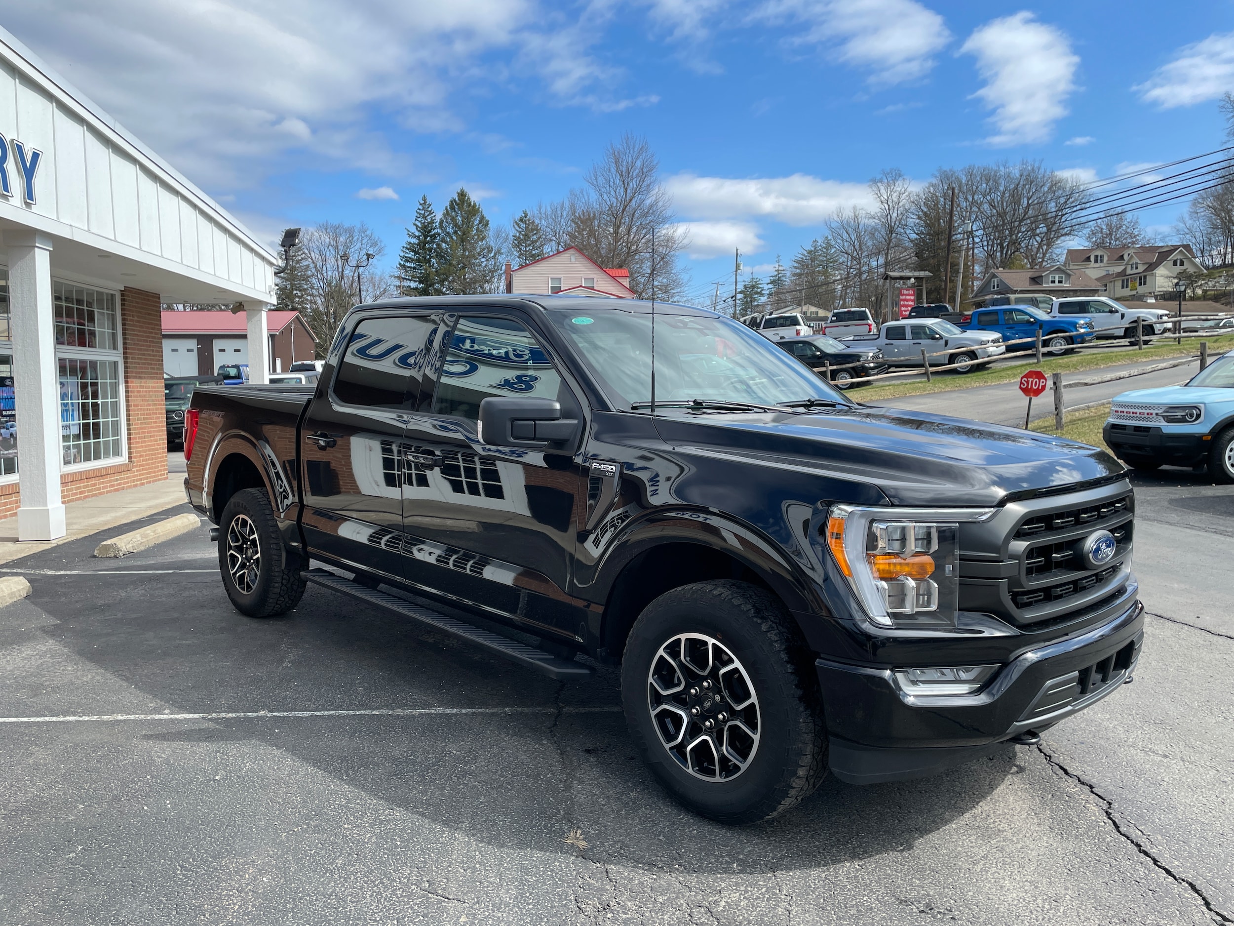 2023 Ford F-150 XLT - 2