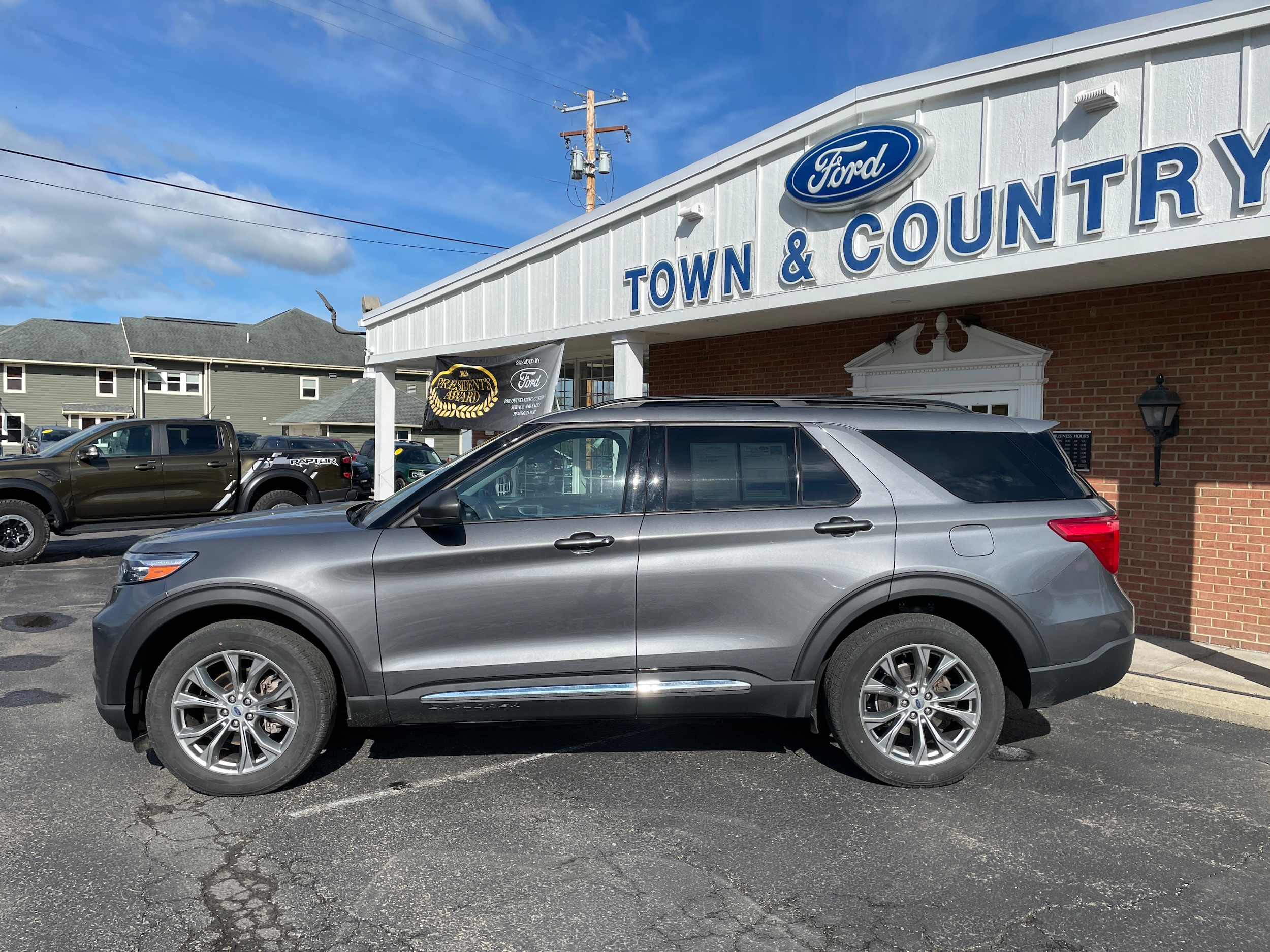 2022 Ford Explorer XLT - 7