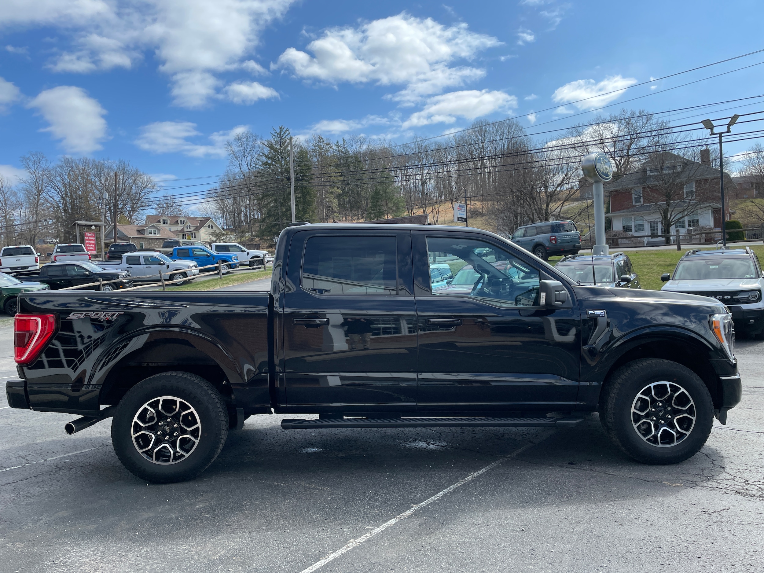 2023 Ford F-150 XLT - 3