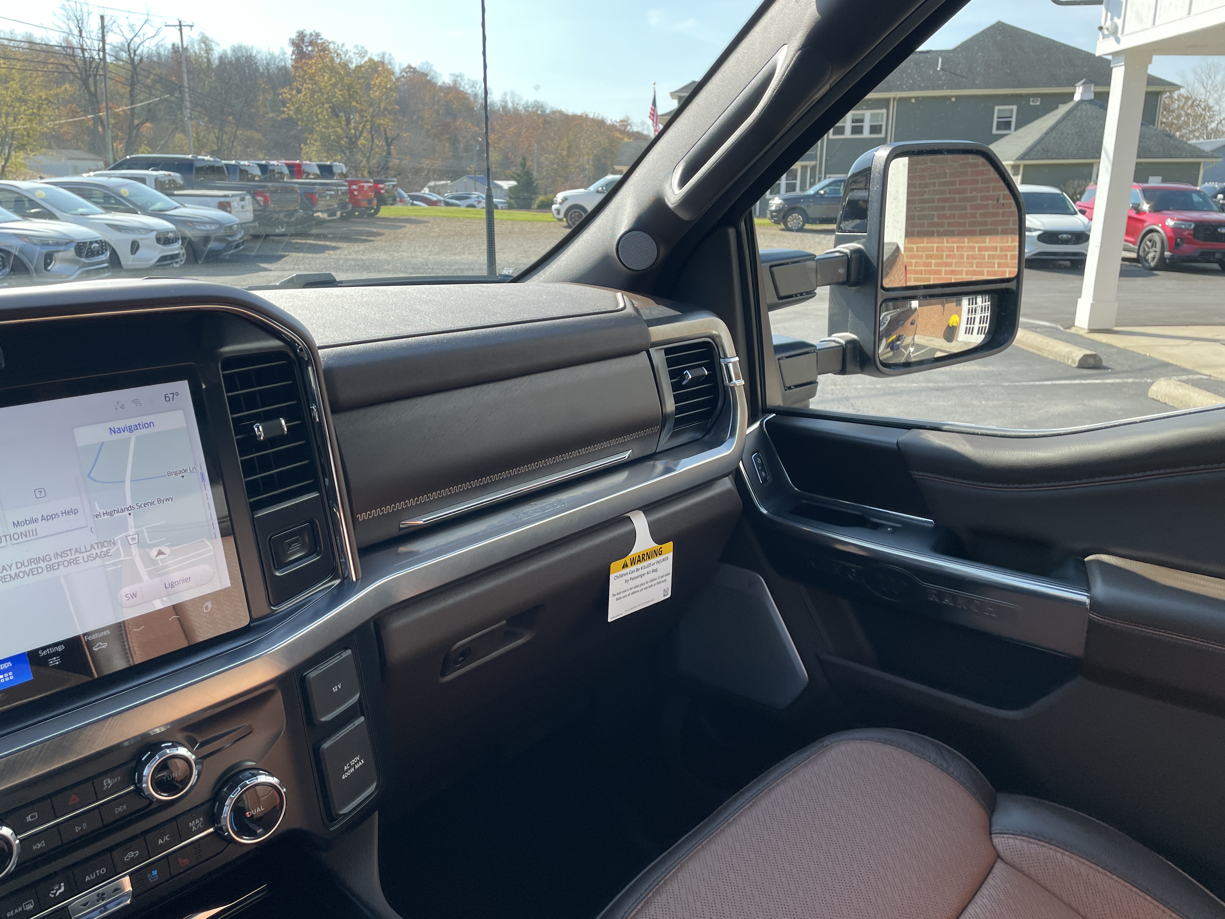 2027 Ford F-350 Pickup photo 31 of 38