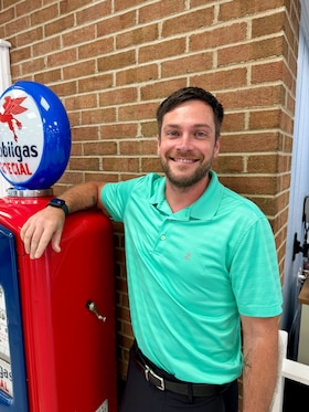 Staff member Bill Trimble from 25b2c7b3ec88